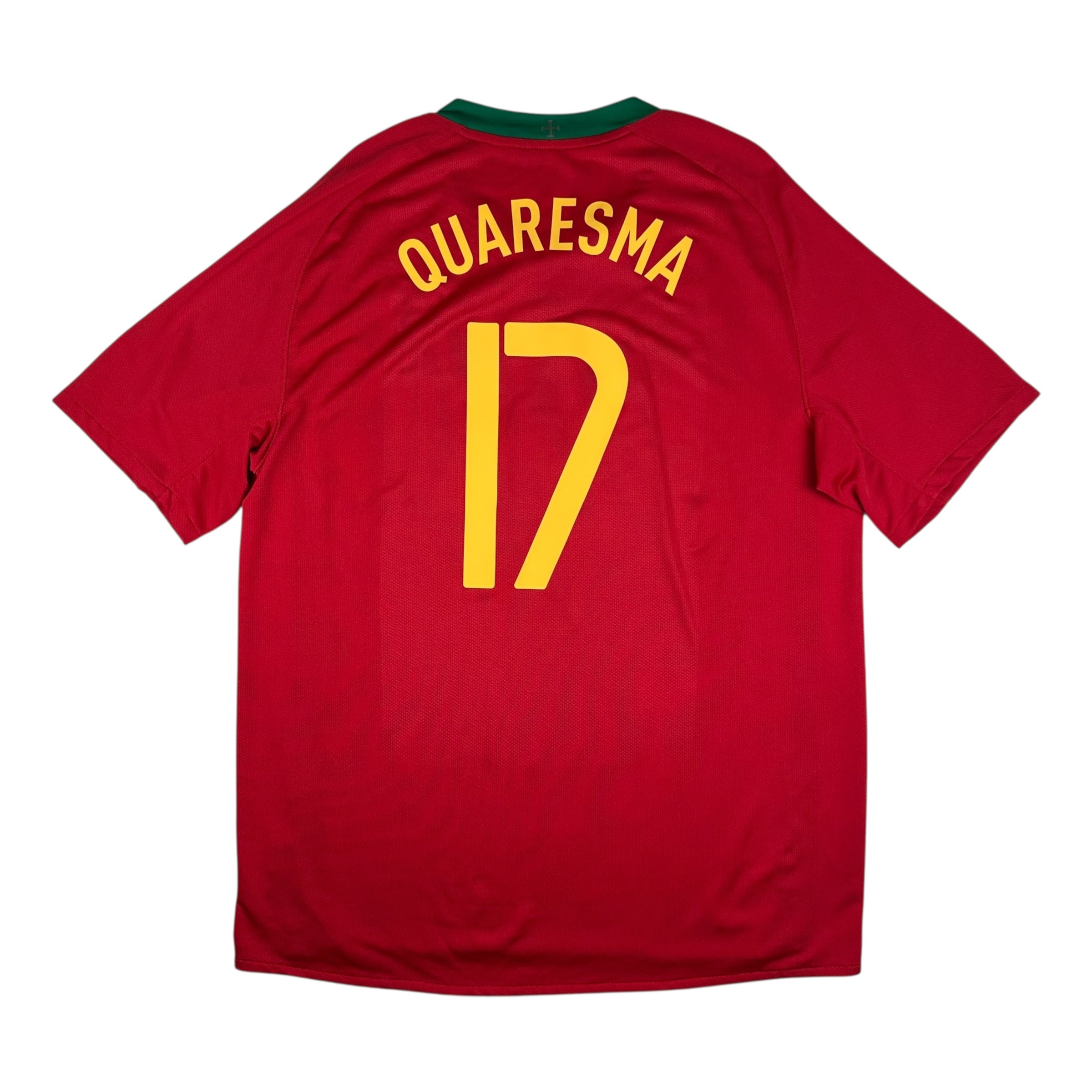 Portugal 2008 Home Shirt (L) Quaresma #17
