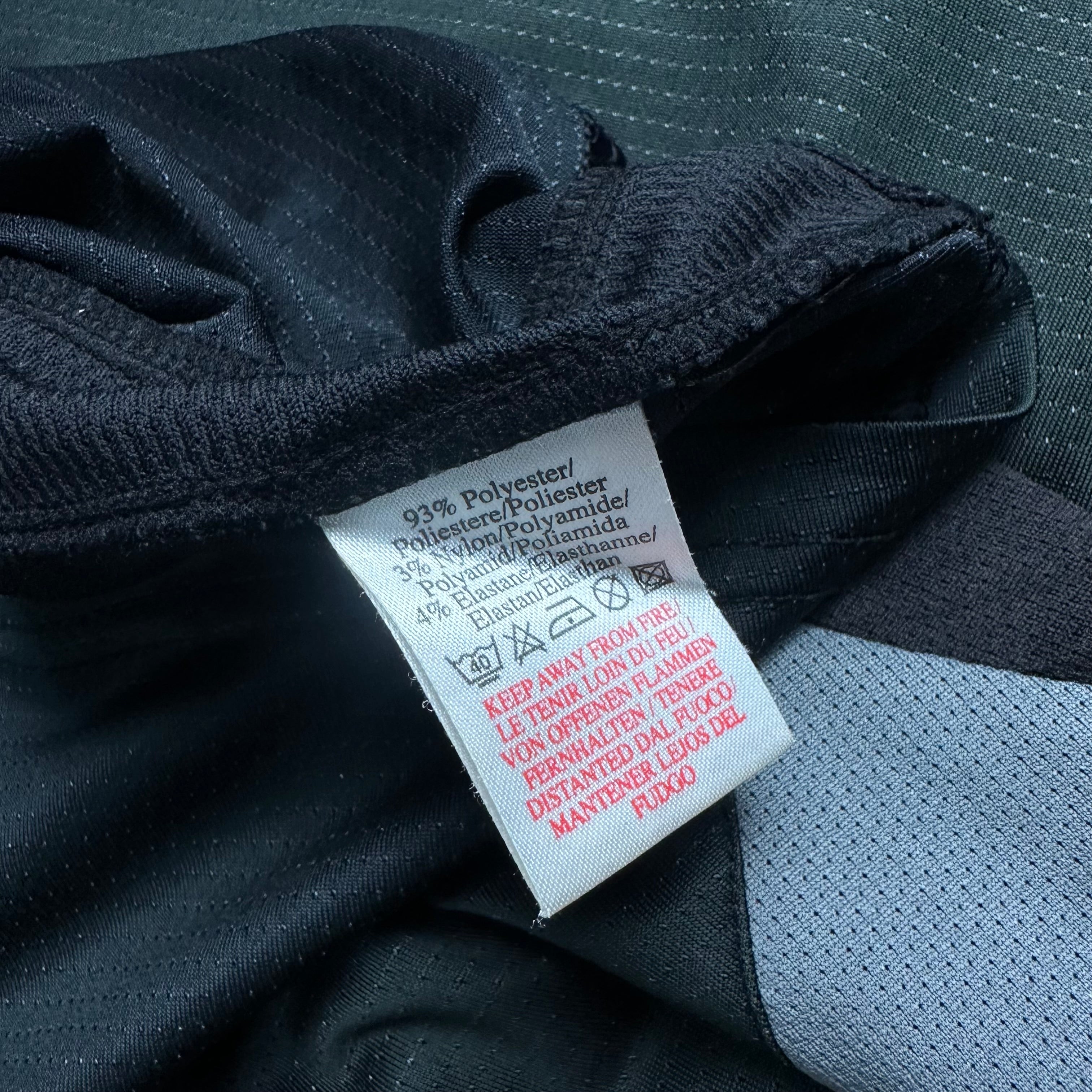 Celtic 2004-05 Training Shirt (M)