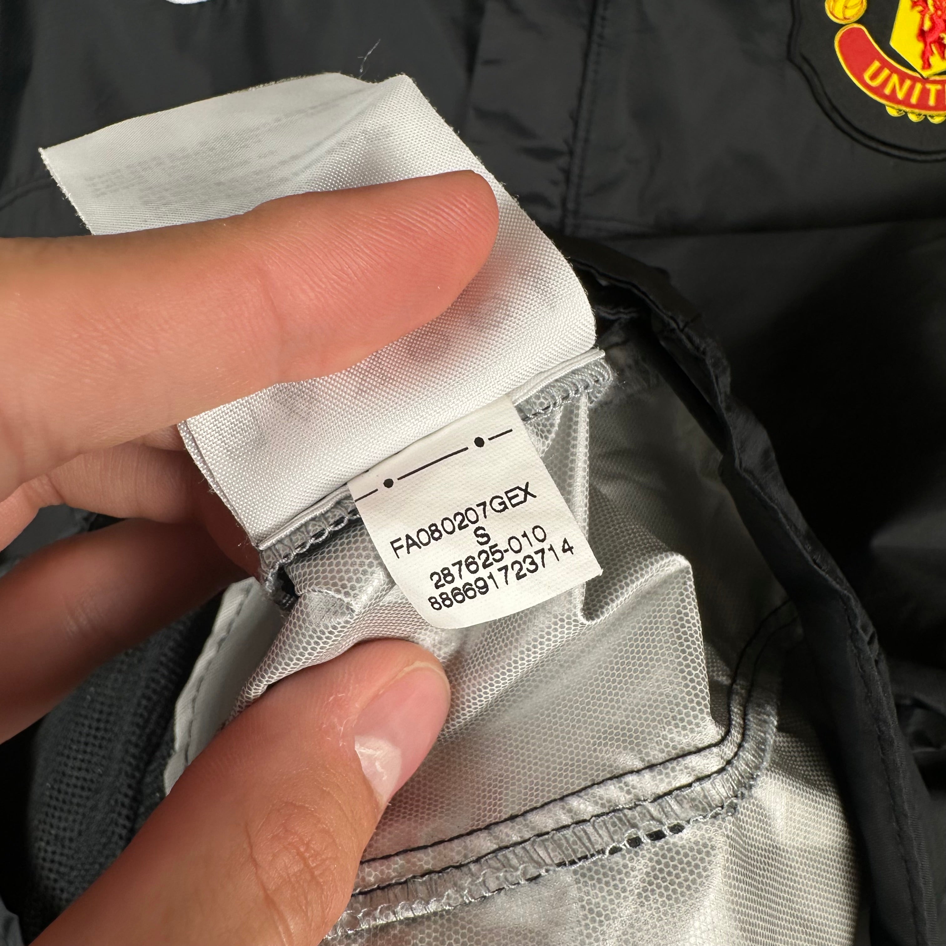 Manchester United 2009-10 Rain Jacket (S)
