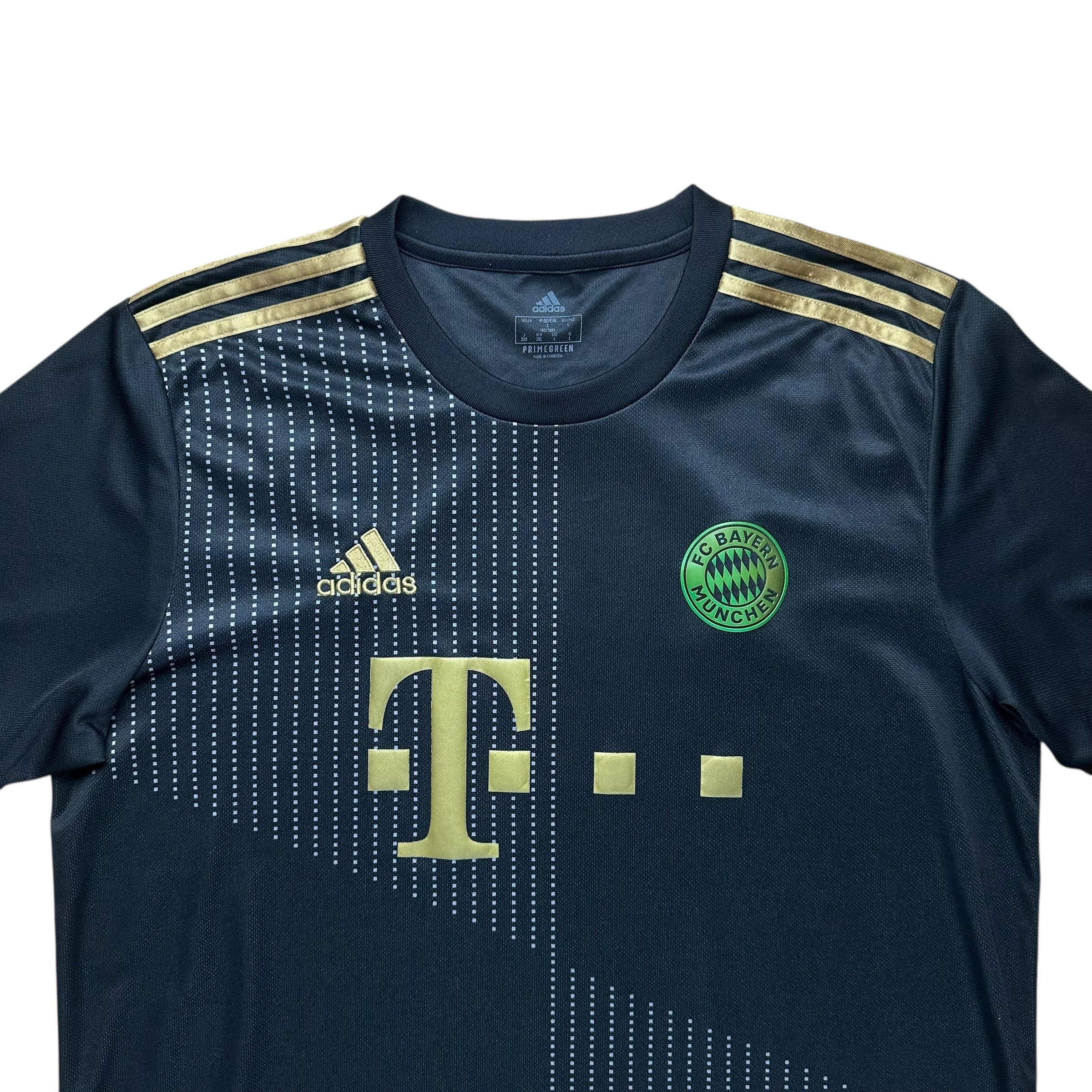 Bayern Munich 2021-22 Away Shirt (L)