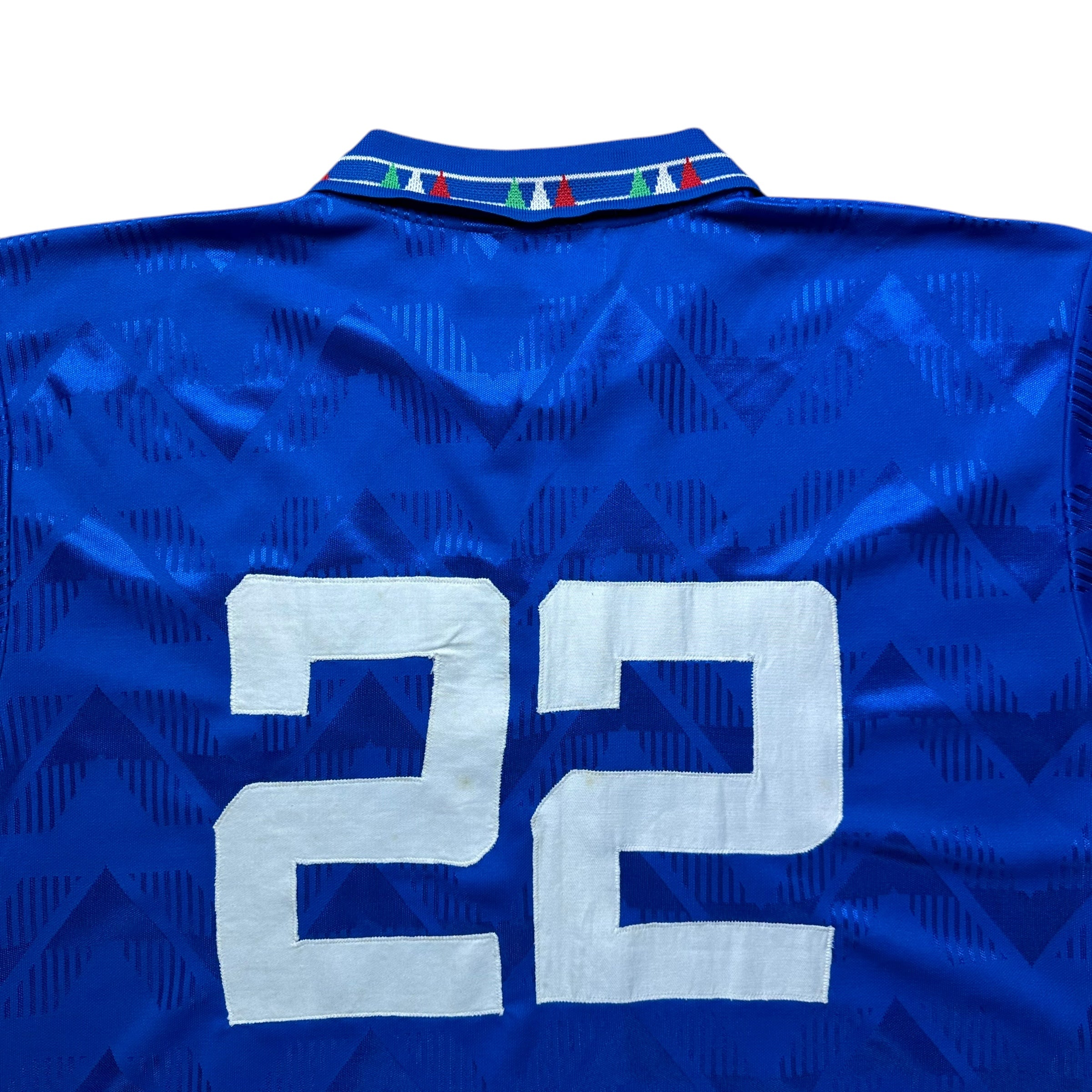 Italy 1992-93 Home Shirt (L) #22