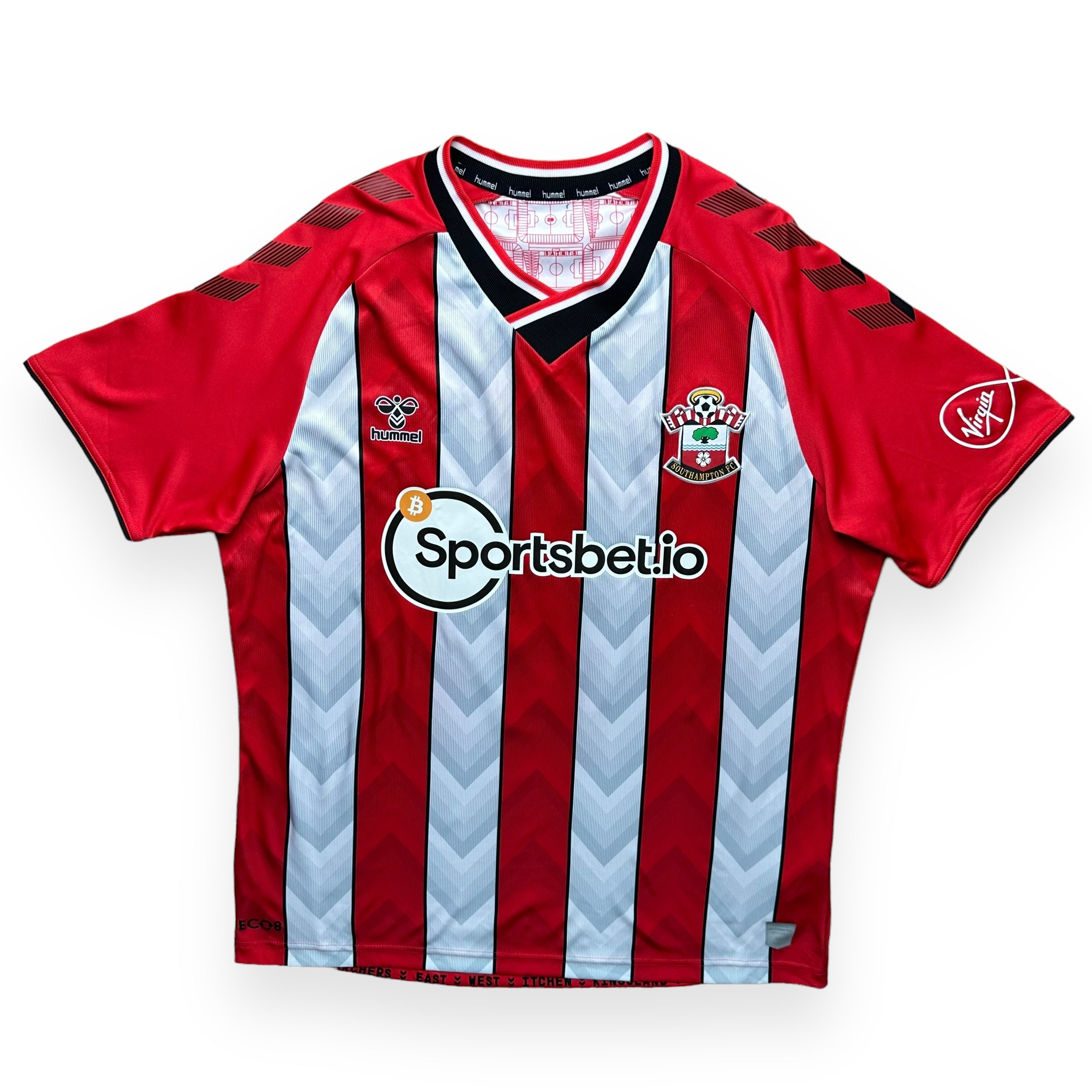 Southampton 2021-22 Home Shirt (L) Ward Prowse #8