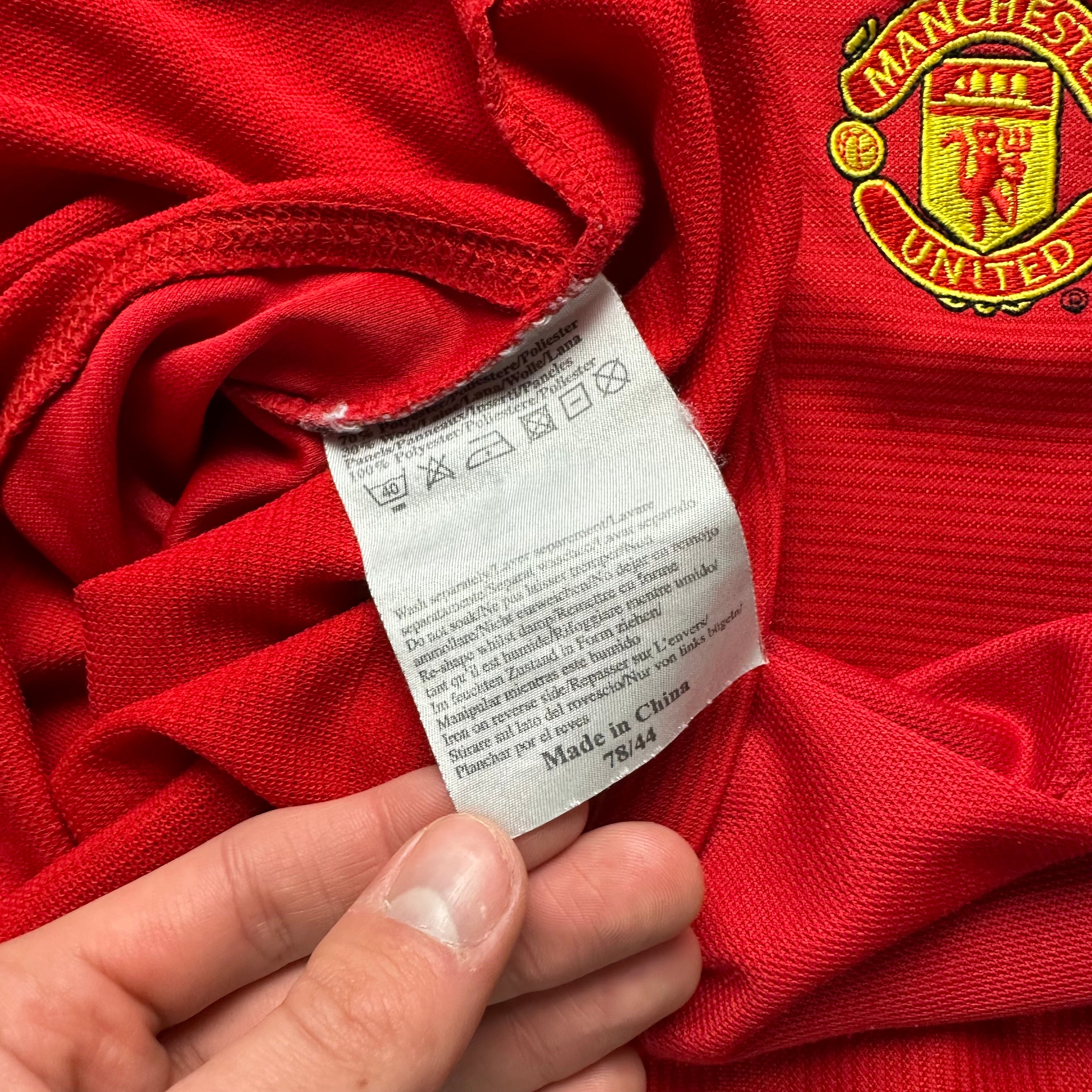 Manchester United 2000-01 Home Shirt (M) Beckham #7