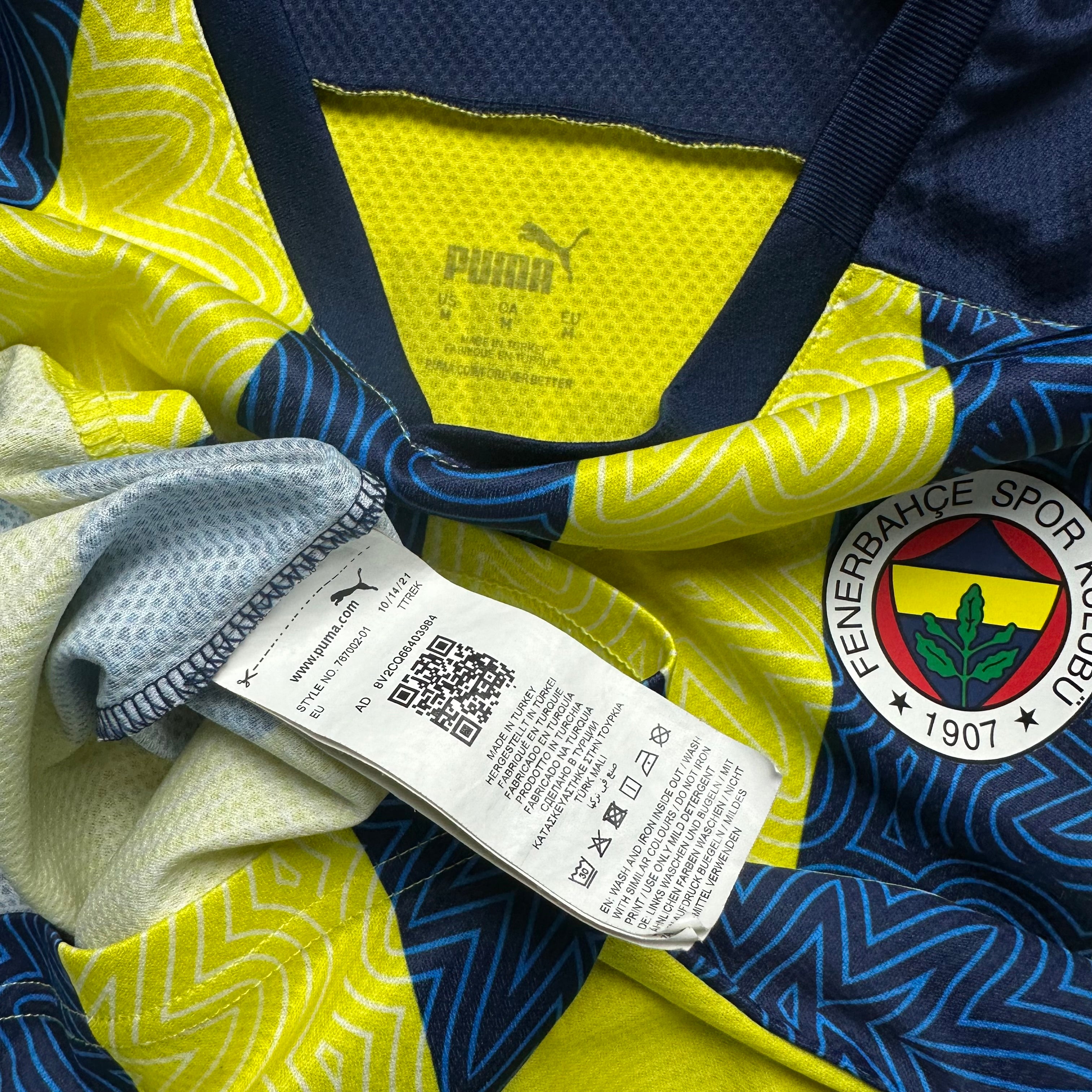 Fenerbahce 2021-22 Third Shirt (M) Ozil #10