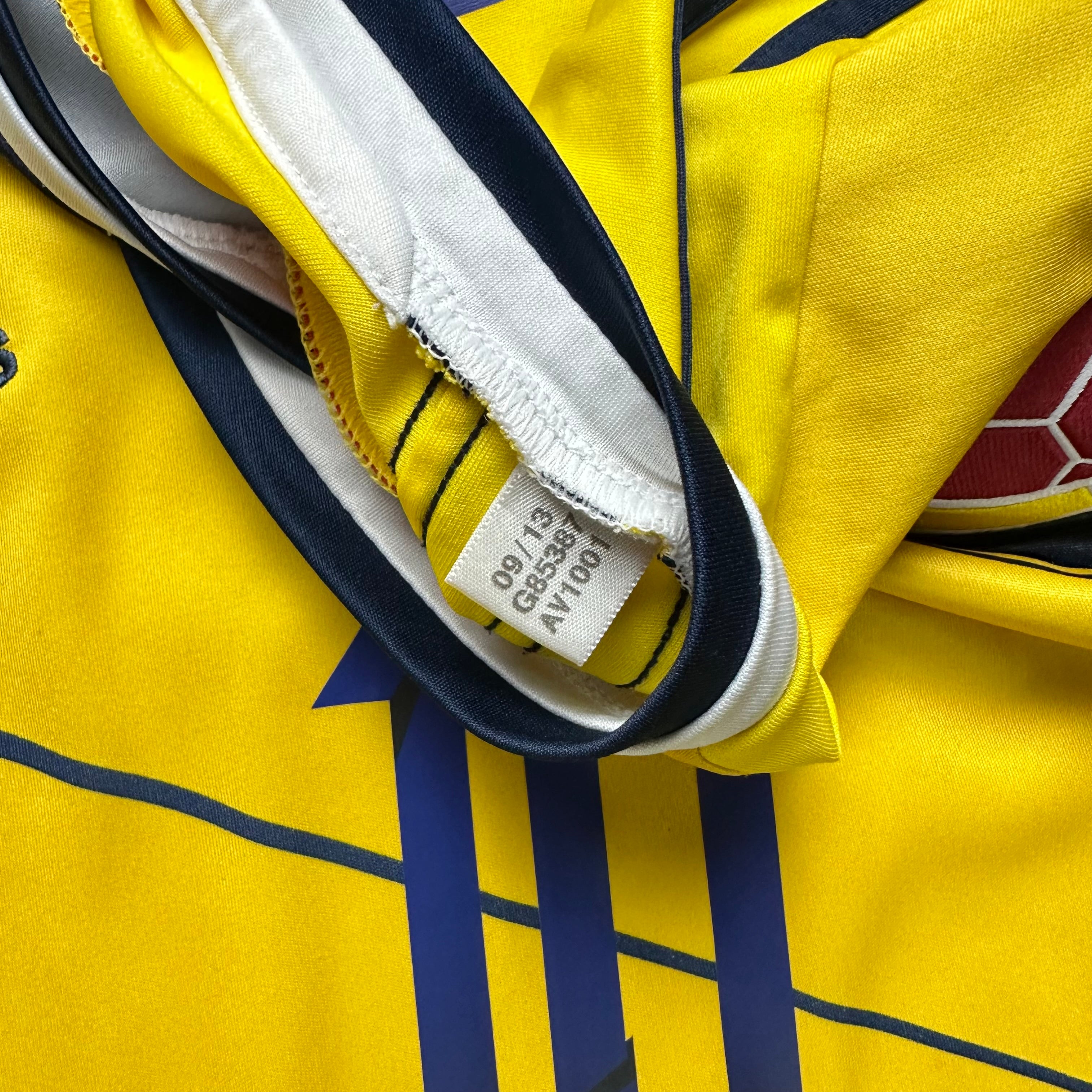 Colombia 2014 Home Shirt (M) James #10