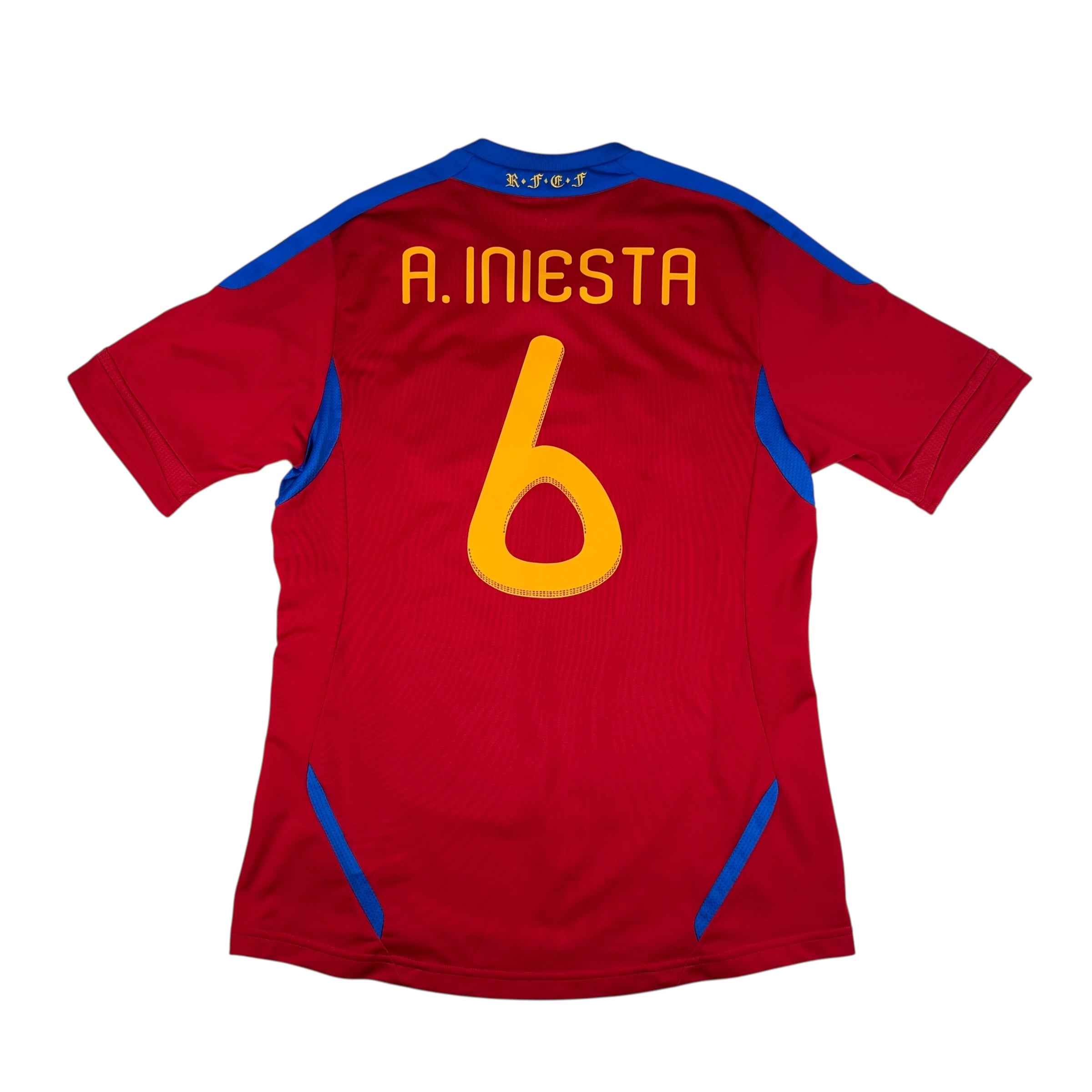 Spain 2011 Home Shirt (M) Iniesta #6