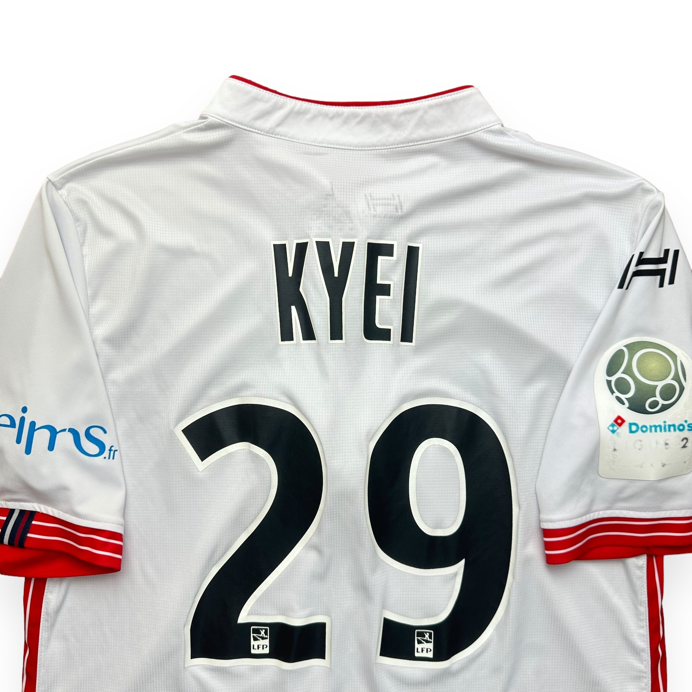 Stade De Reims 2016-17 Away Shirt (L) Kyei #29