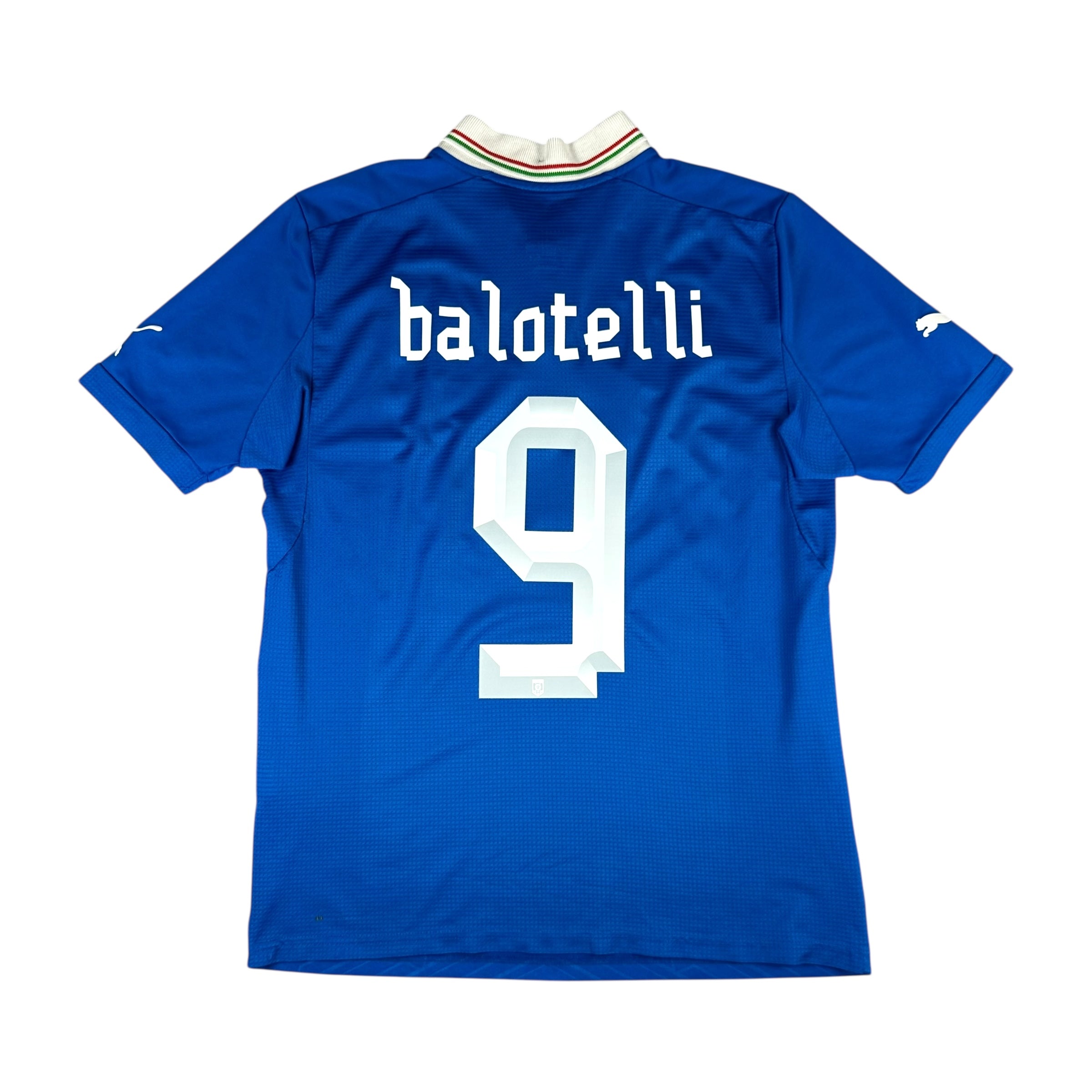Italy 2012 Home Shirt (M) Balotelli #9