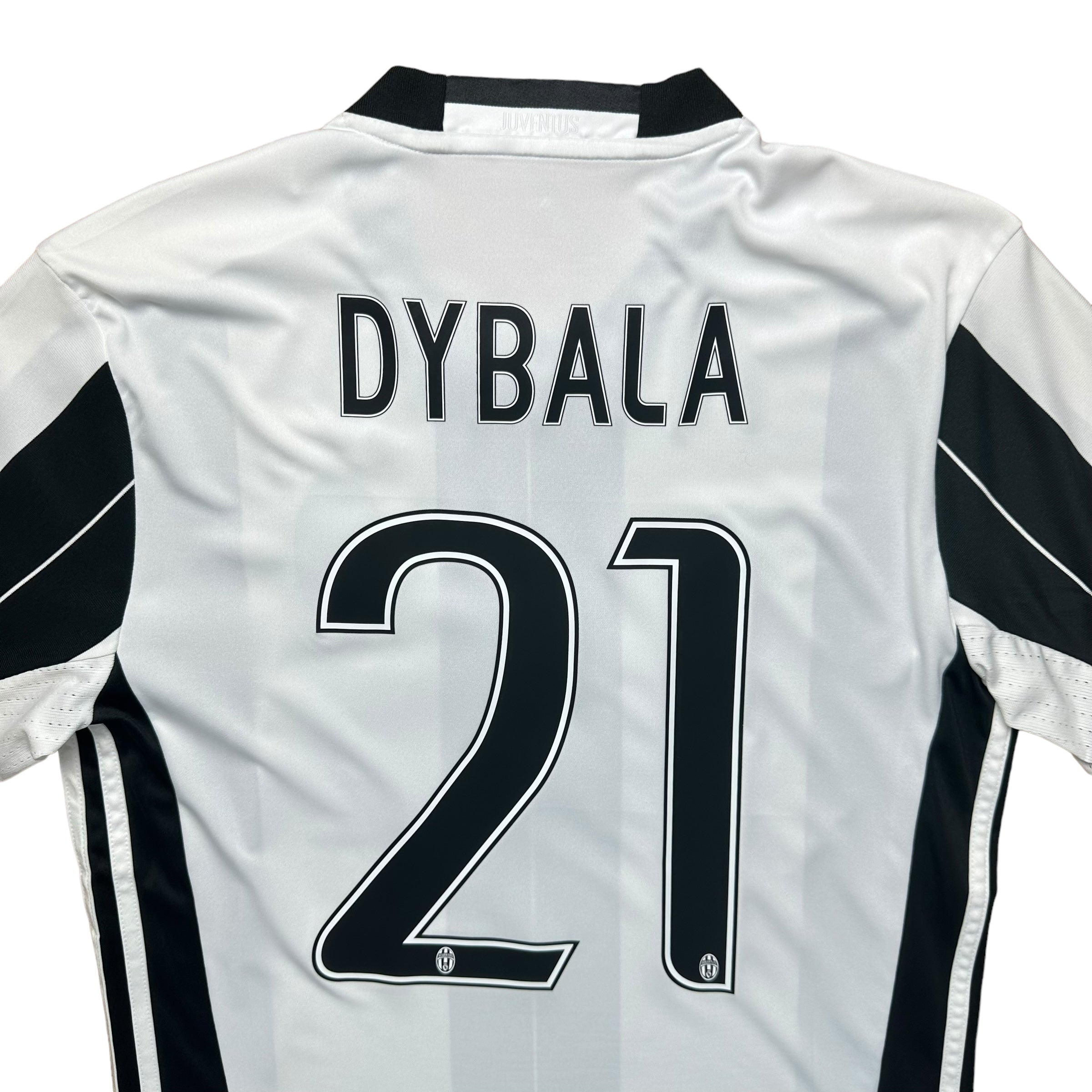 Juventus 2016-17 Home Shirt (S) Dybala #21