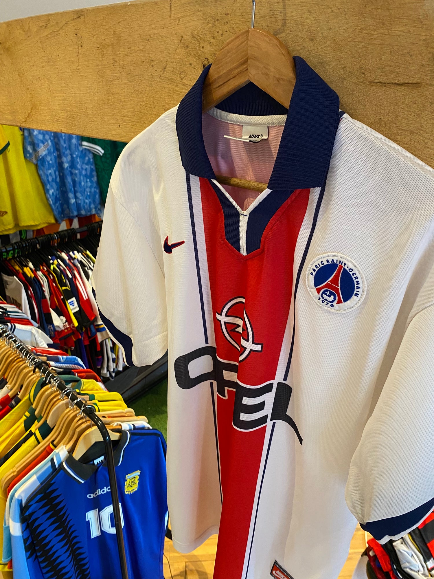 Source nepal soccer jersey / football shirts retro / classic soccer jersey  on m.