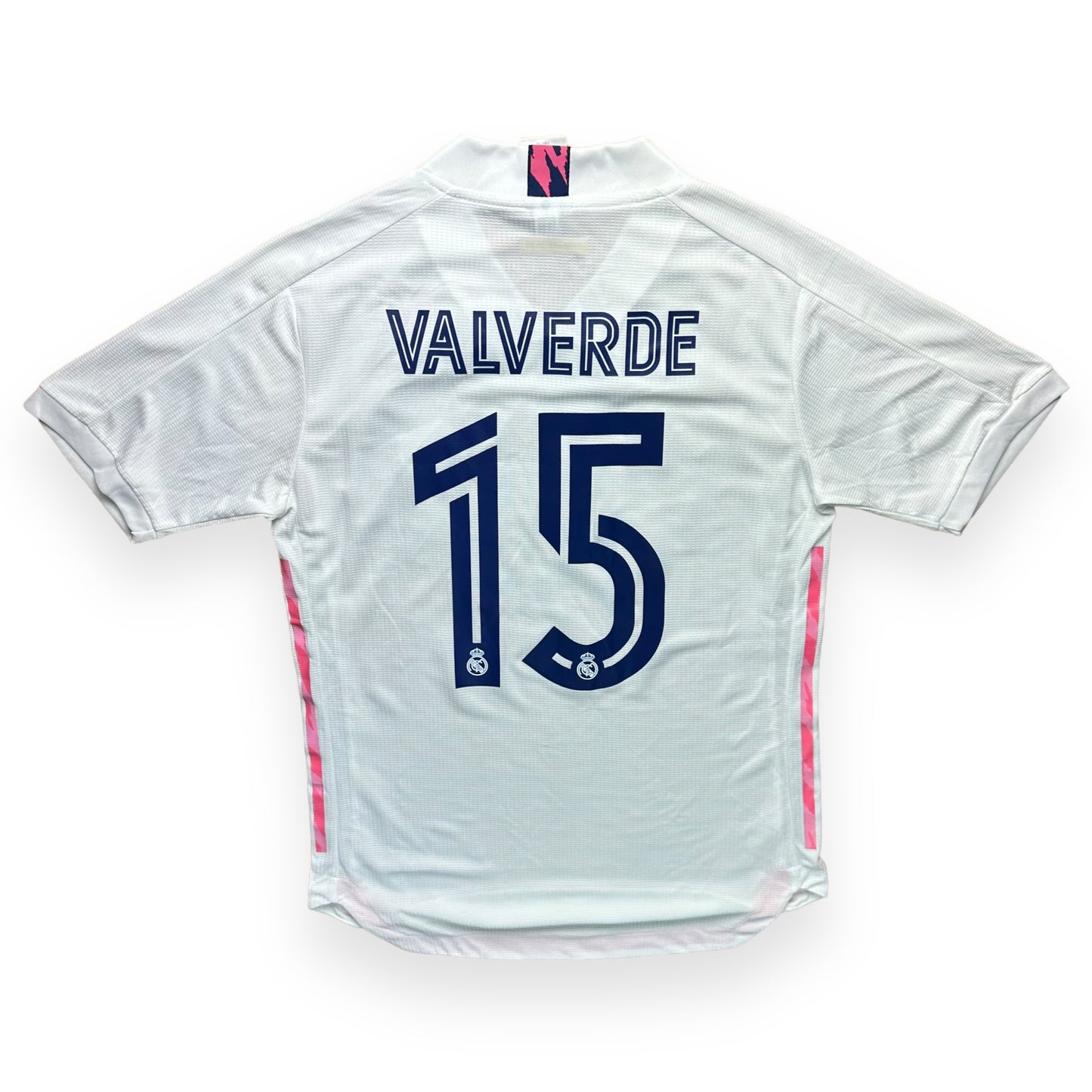 Real Madrid 2020-21 Home Shirt (M) Valverde #15