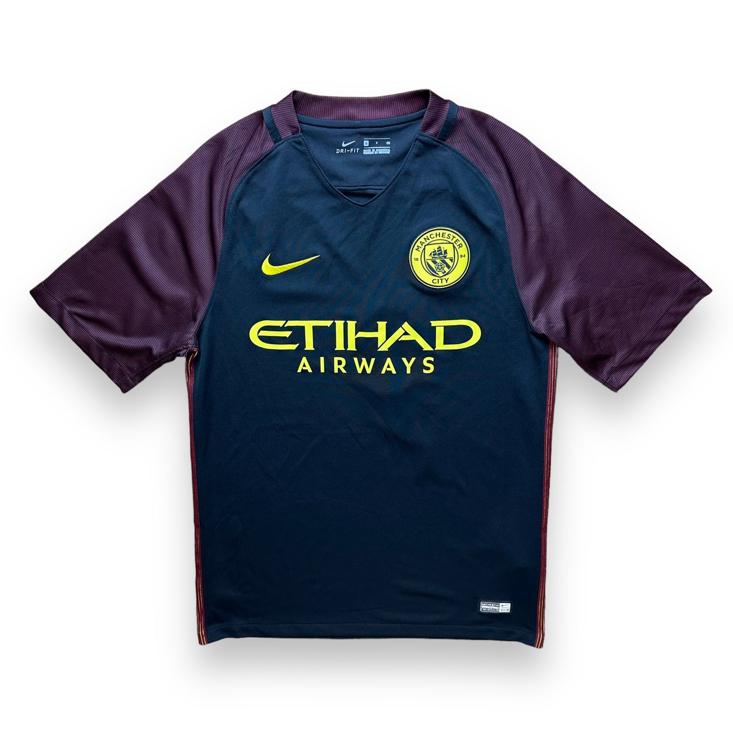 Manchester City 2016-17 Away Shirt (S) Silva #21