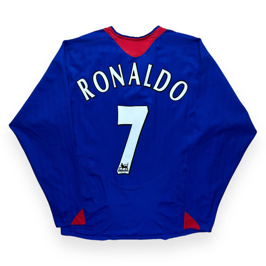 Manchester United 2005-06 Away Shirt (L) Ronaldo #7