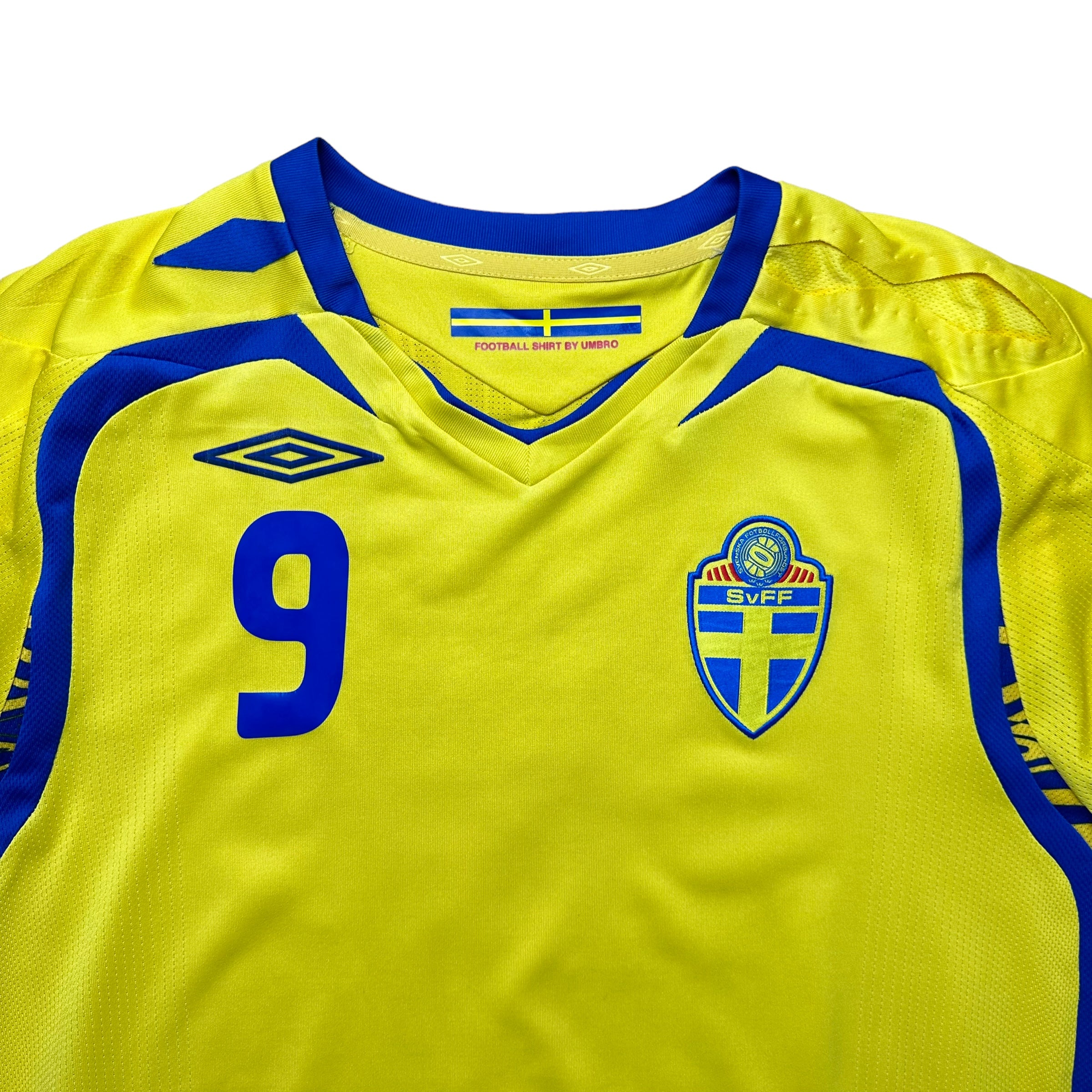 Sweden 2008 Home Shirt (L) Ljungberg #9
