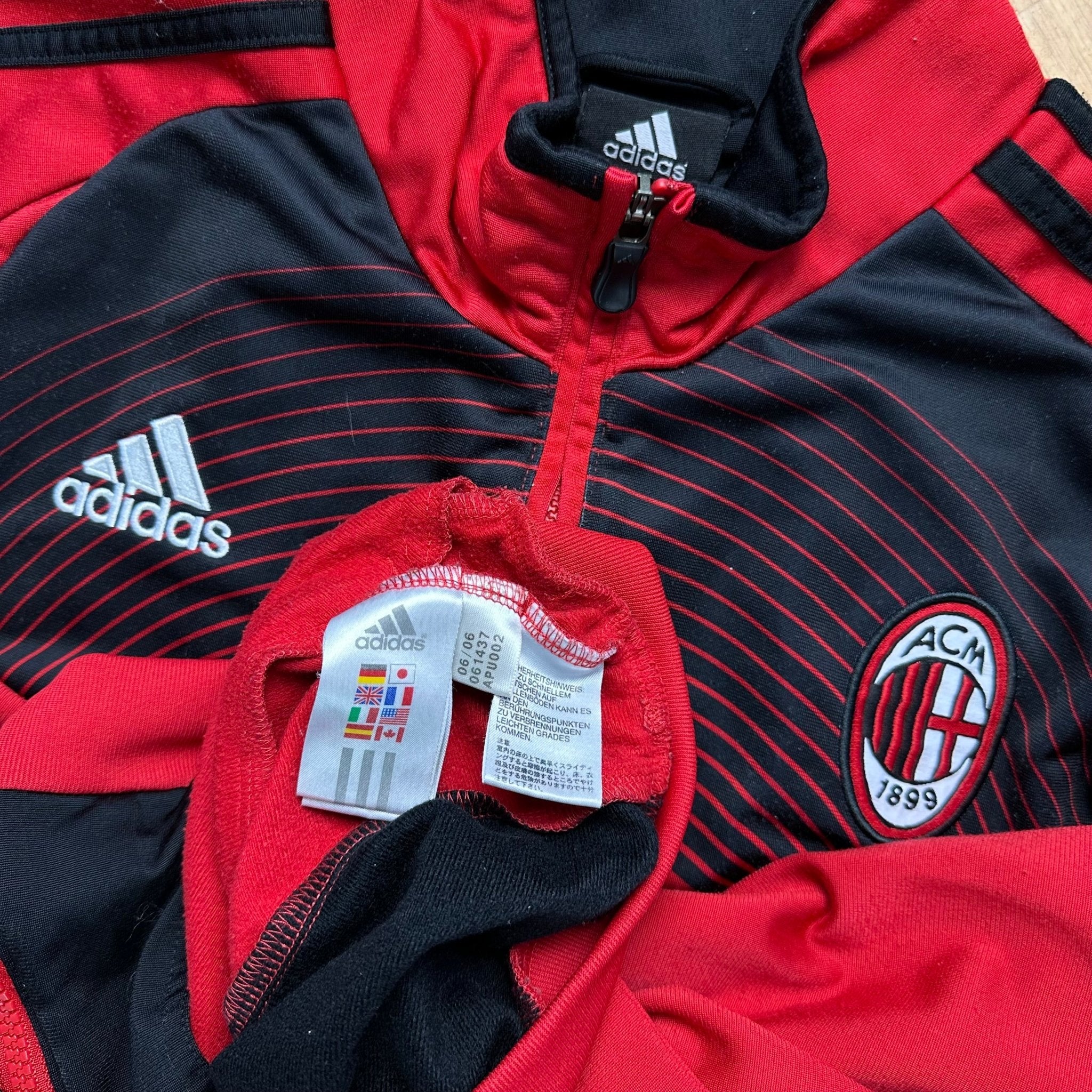 AC Milan 2006 - 07 Tracksuit (M) - Kitplug
