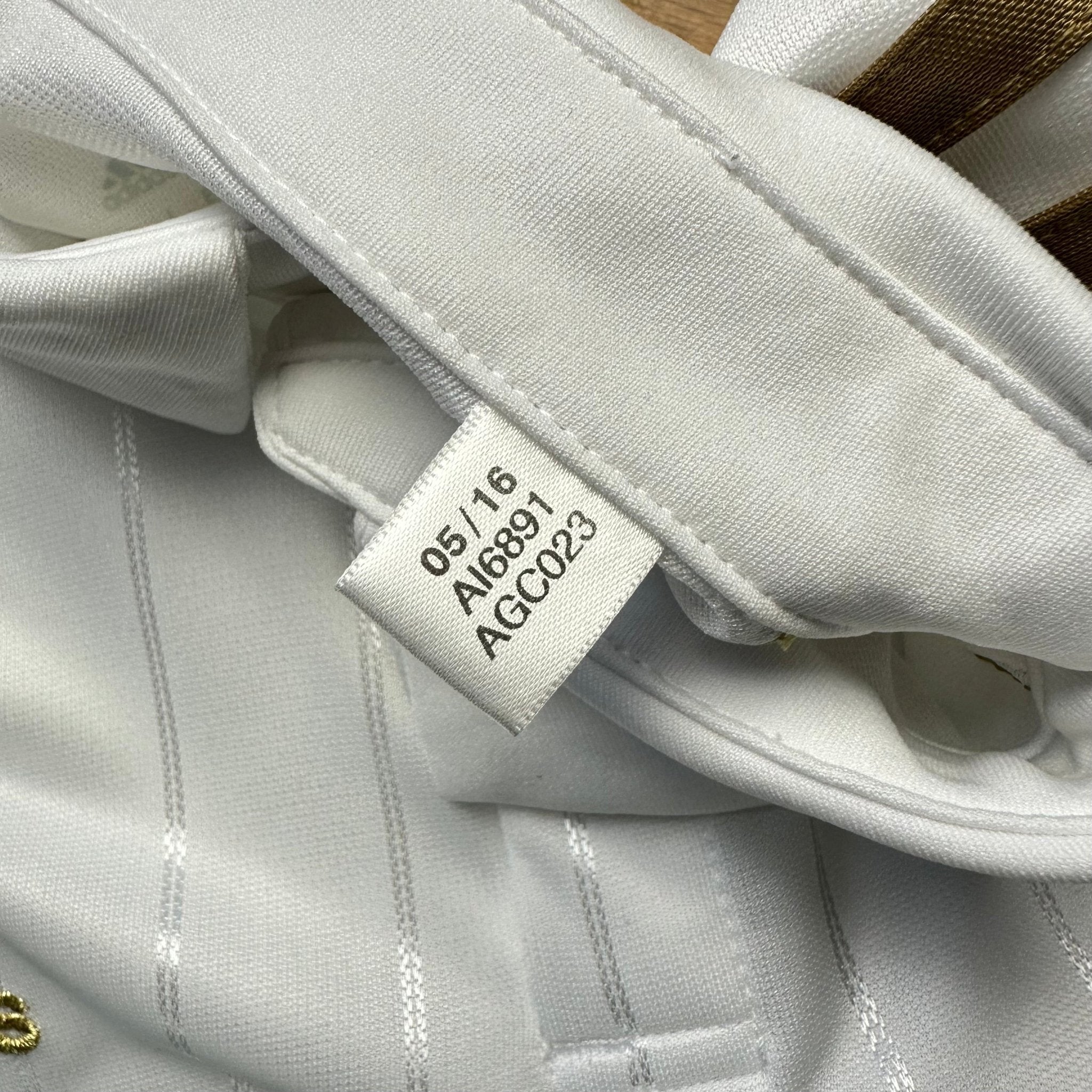 AC Milan 2016 - 17 Away Shirt (L) - Kitplug