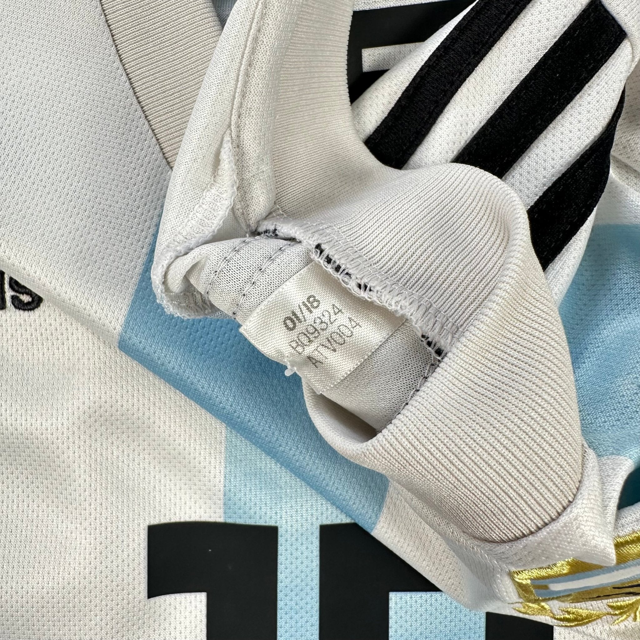 Argentina 2018 Home Shirt (M) Messi 10 - Kitplug