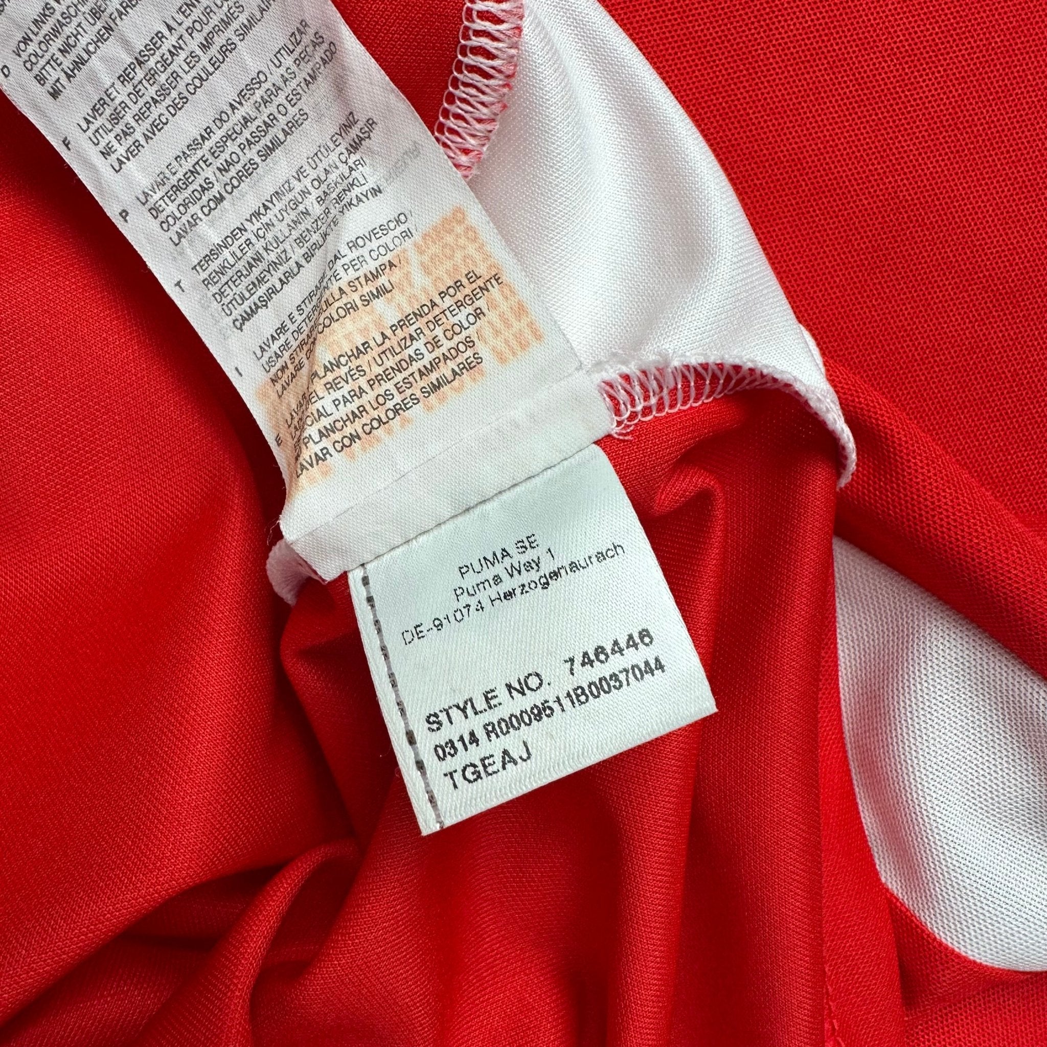 Arsenal 2014 - 15 Home Shirt (XS) Ozil 11 - Kitplug
