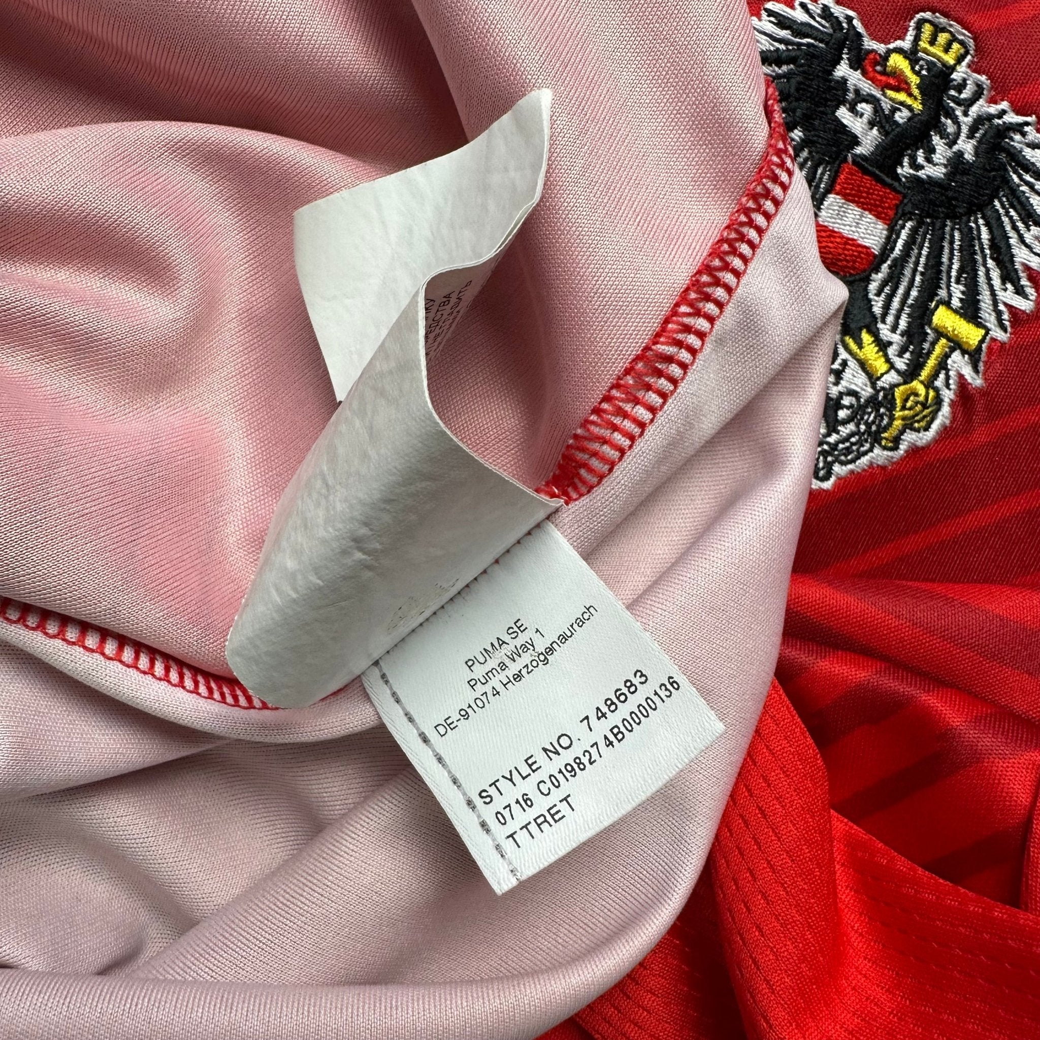 Austria 2016 Home Shirt (L) Arnautovic 7 - Kitplug