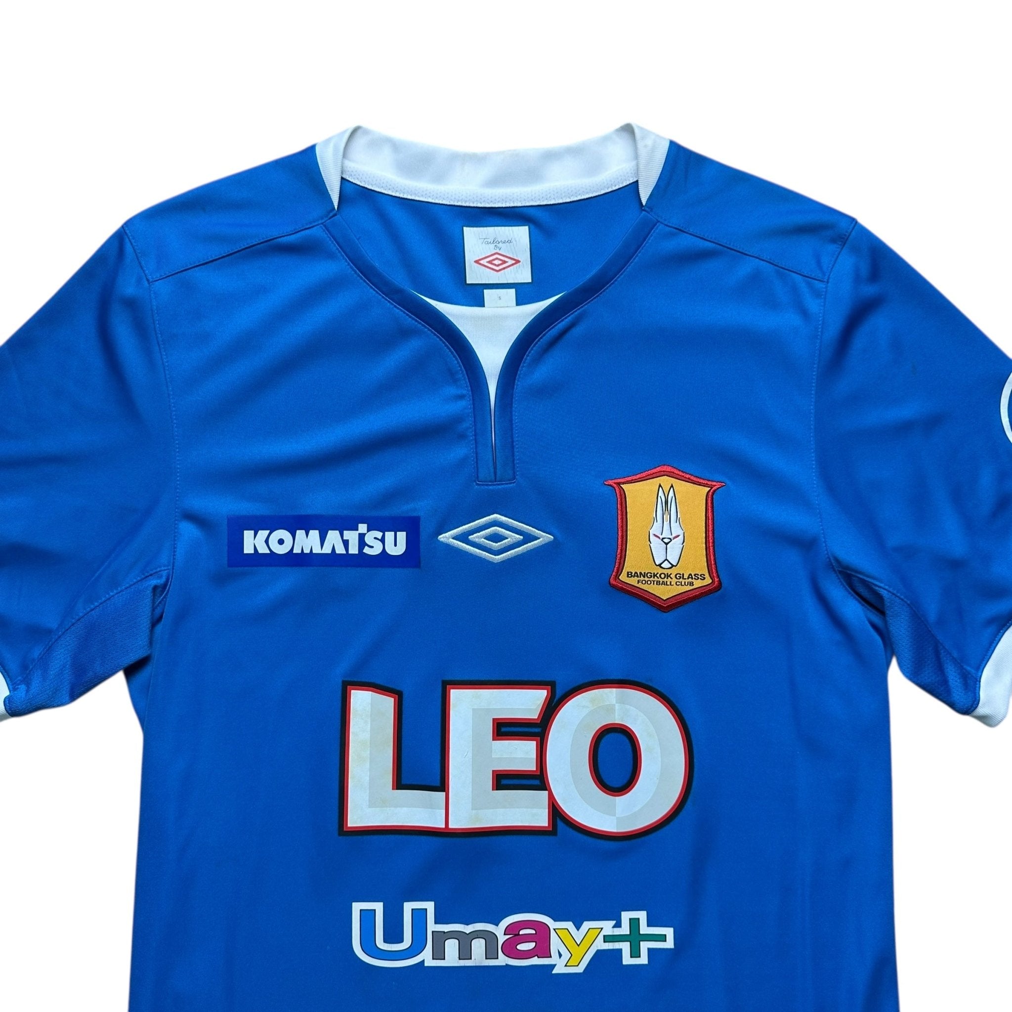 BG Pathum United 2011 Away Shirt (S) - Kitplug