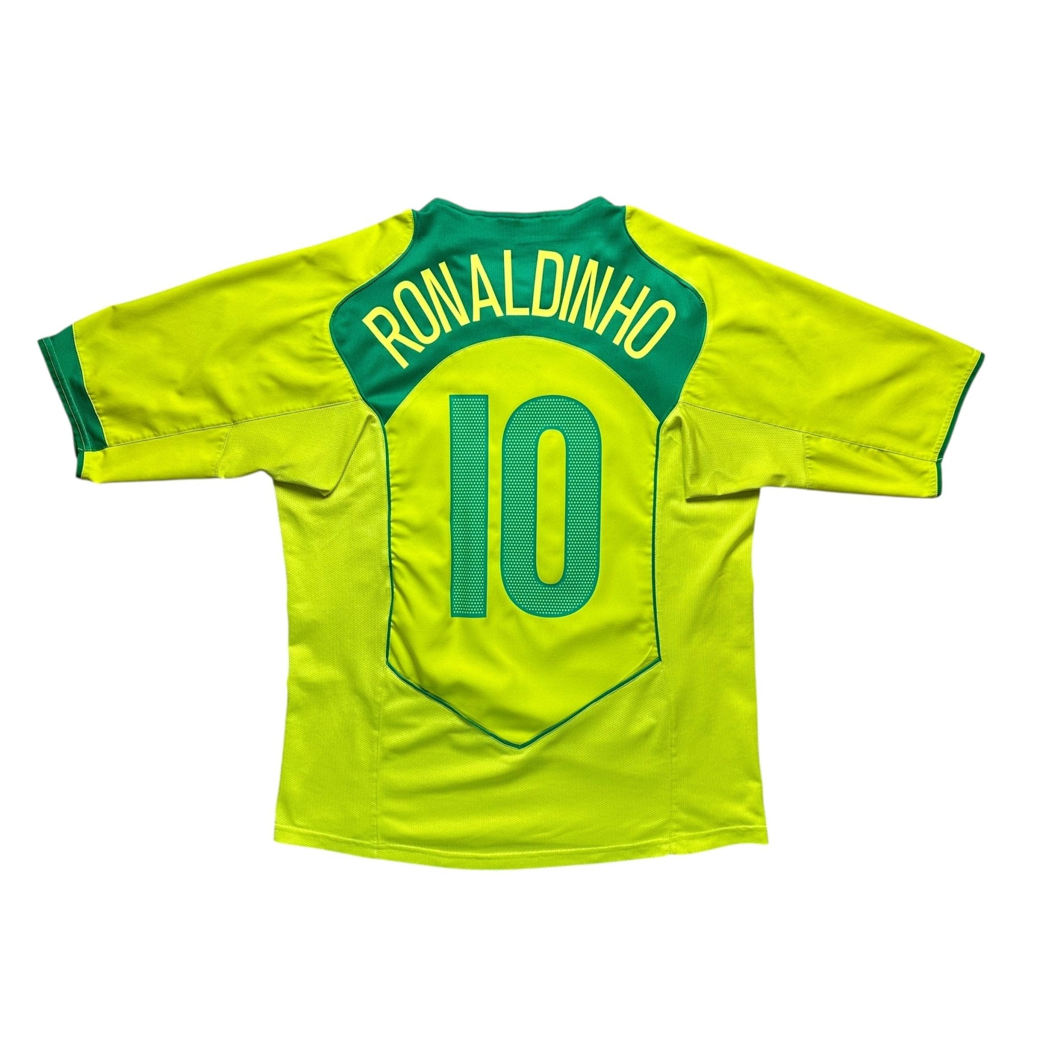 Brazil 2004 Home Shirt (M) Ronaldinho 10 - Kitplug