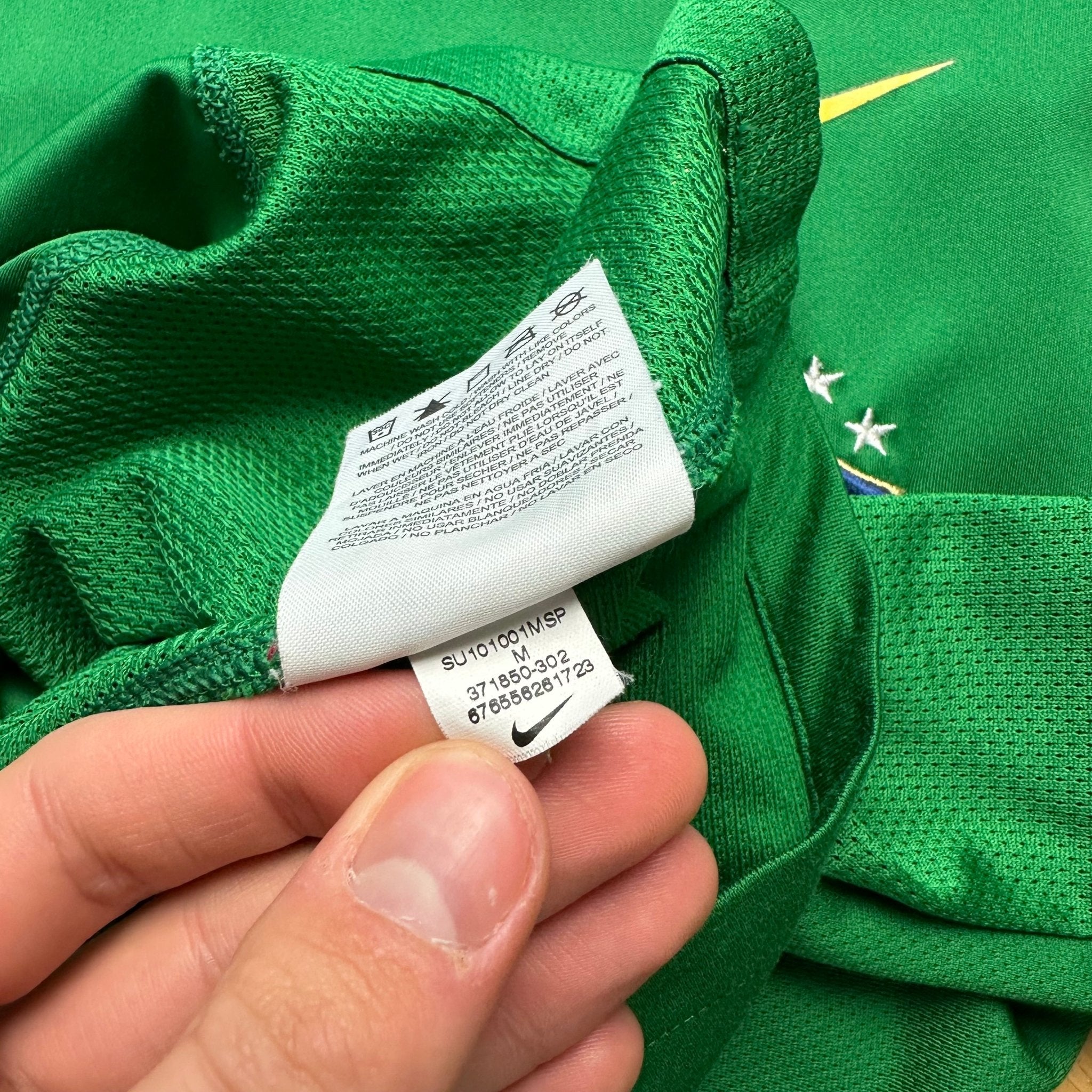 Brazil 2010 Training Shirt (M) - Kitplug