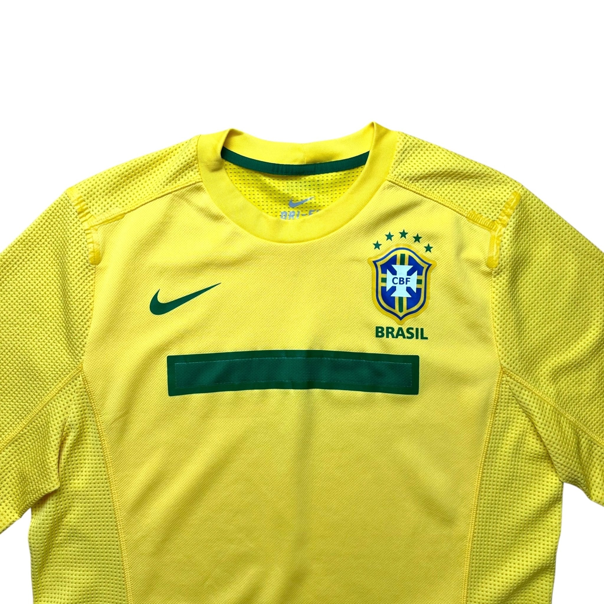 Brazil 2011 Home Shirt (XL) - Kitplug