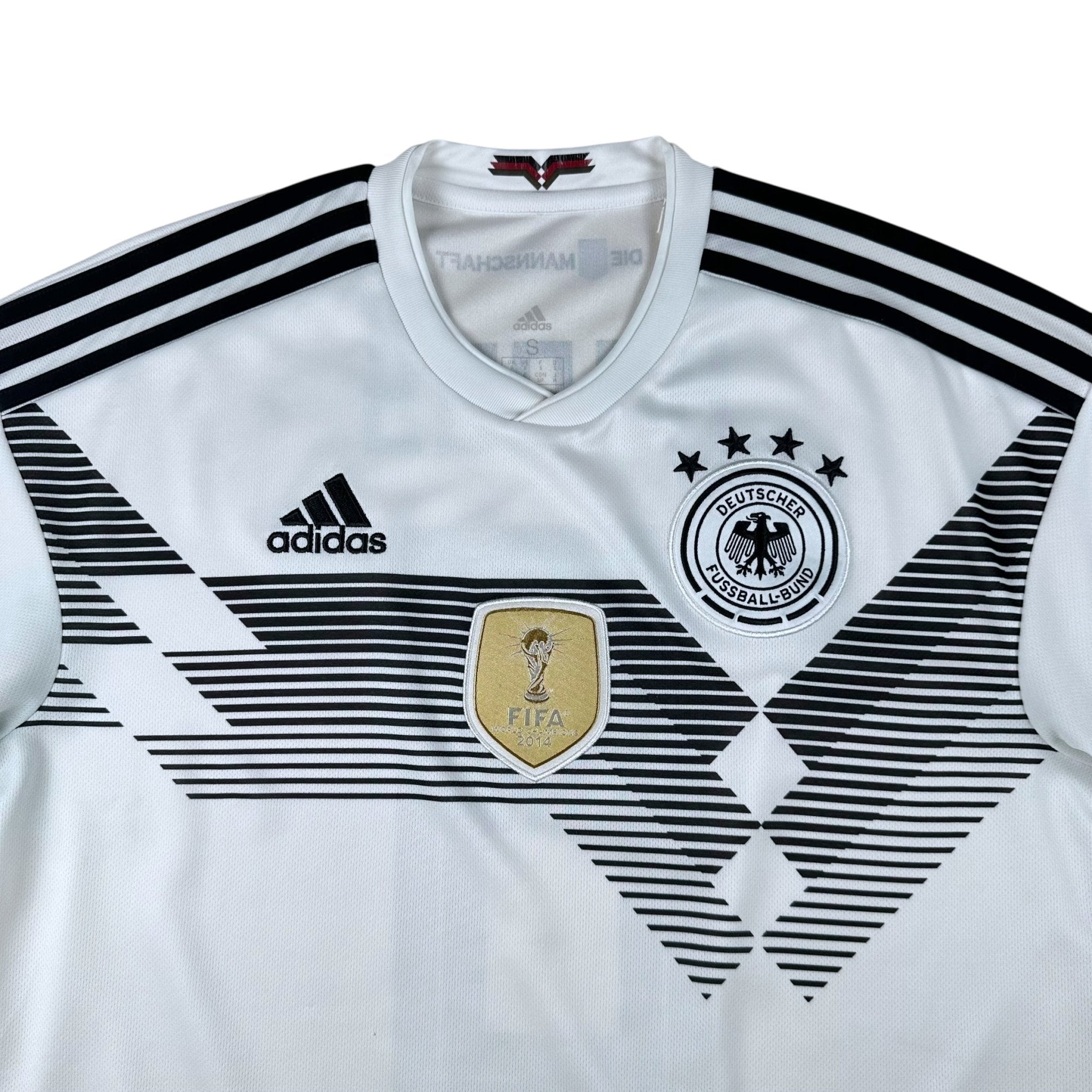 Germany 2018 Home Shirt (S) Kroos 8 - Kitplug