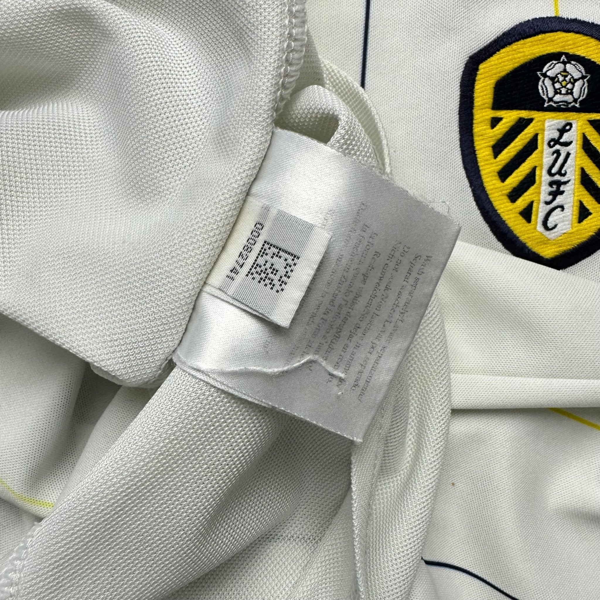 Leeds United 2005 - 06 Home Shirt (M) - Kitplug