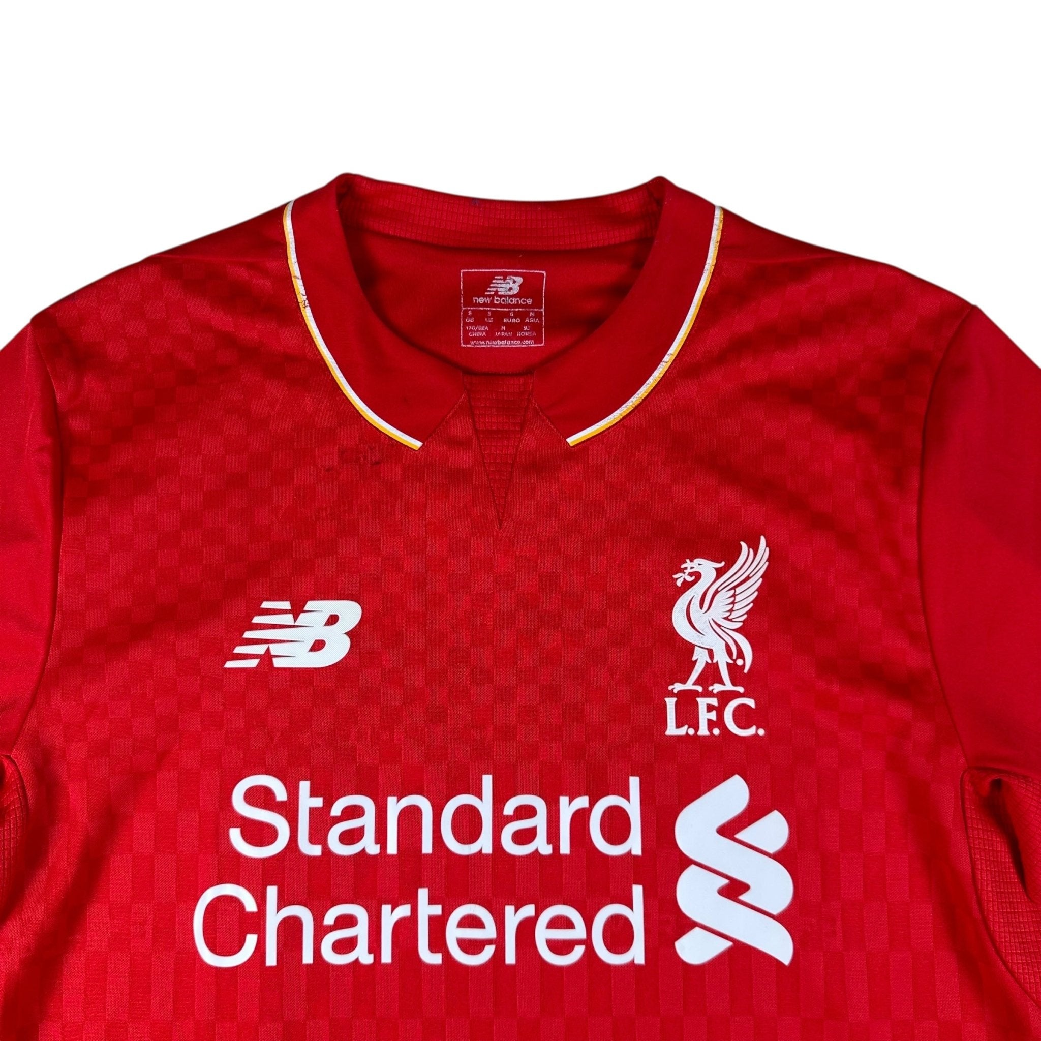 Liverpool 2015-16 Home Shirt (S) Coutinho 10 - Kitplug
