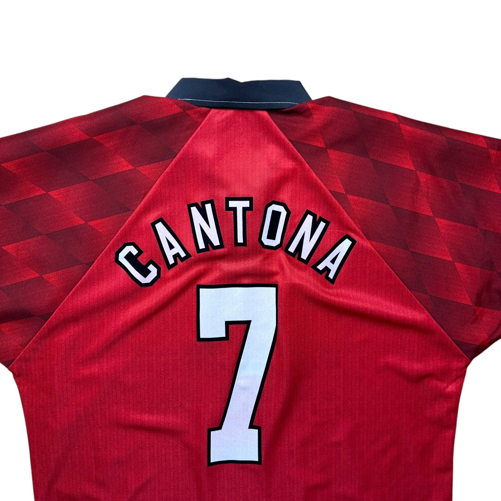 Manchester United 1996 - 98 Home Shirt (L) Cantona 7 - Kitplug