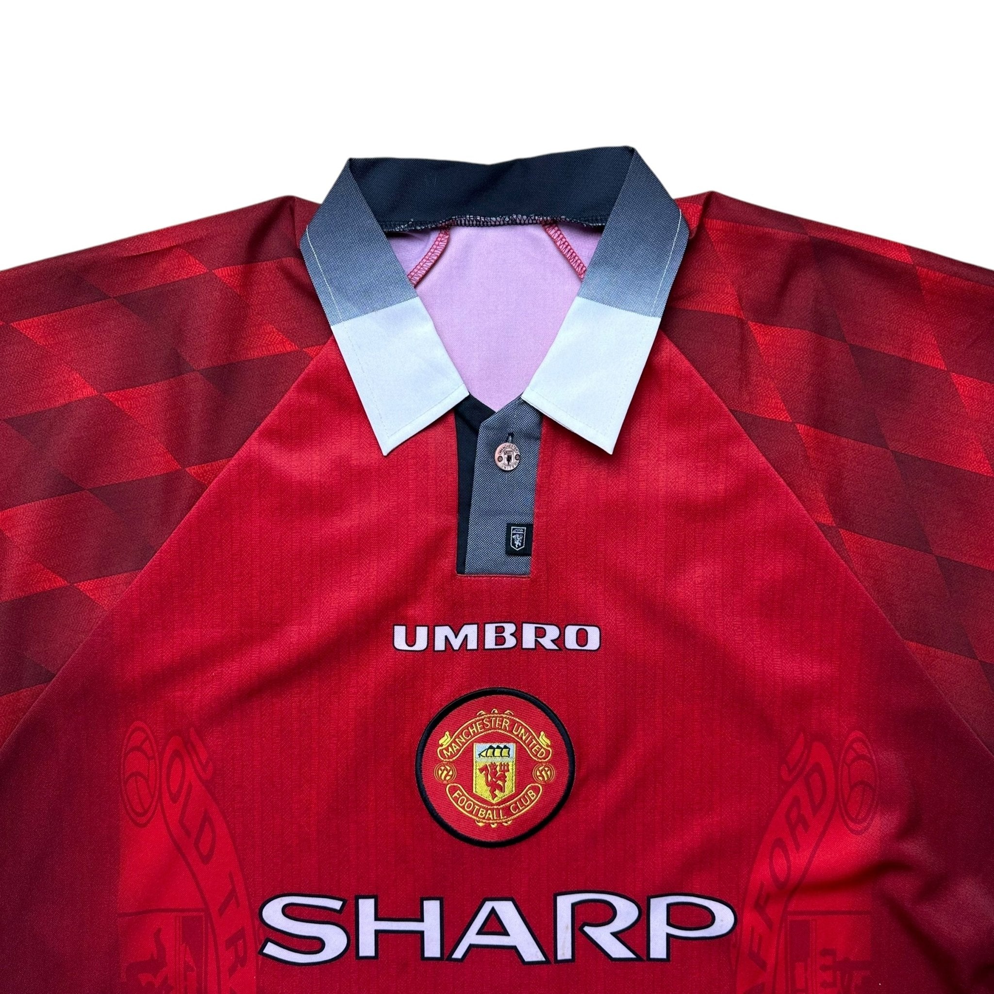 Manchester United 1996 - 98 Home Shirt (L) Cantona 7 - Kitplug