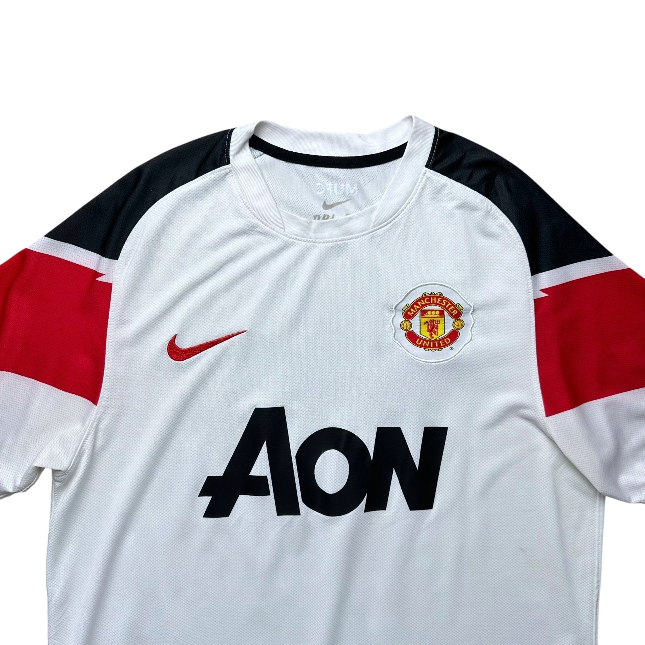 Manchester United 2010 - 11 Away Shirt (M) Nani 17 - Kitplug