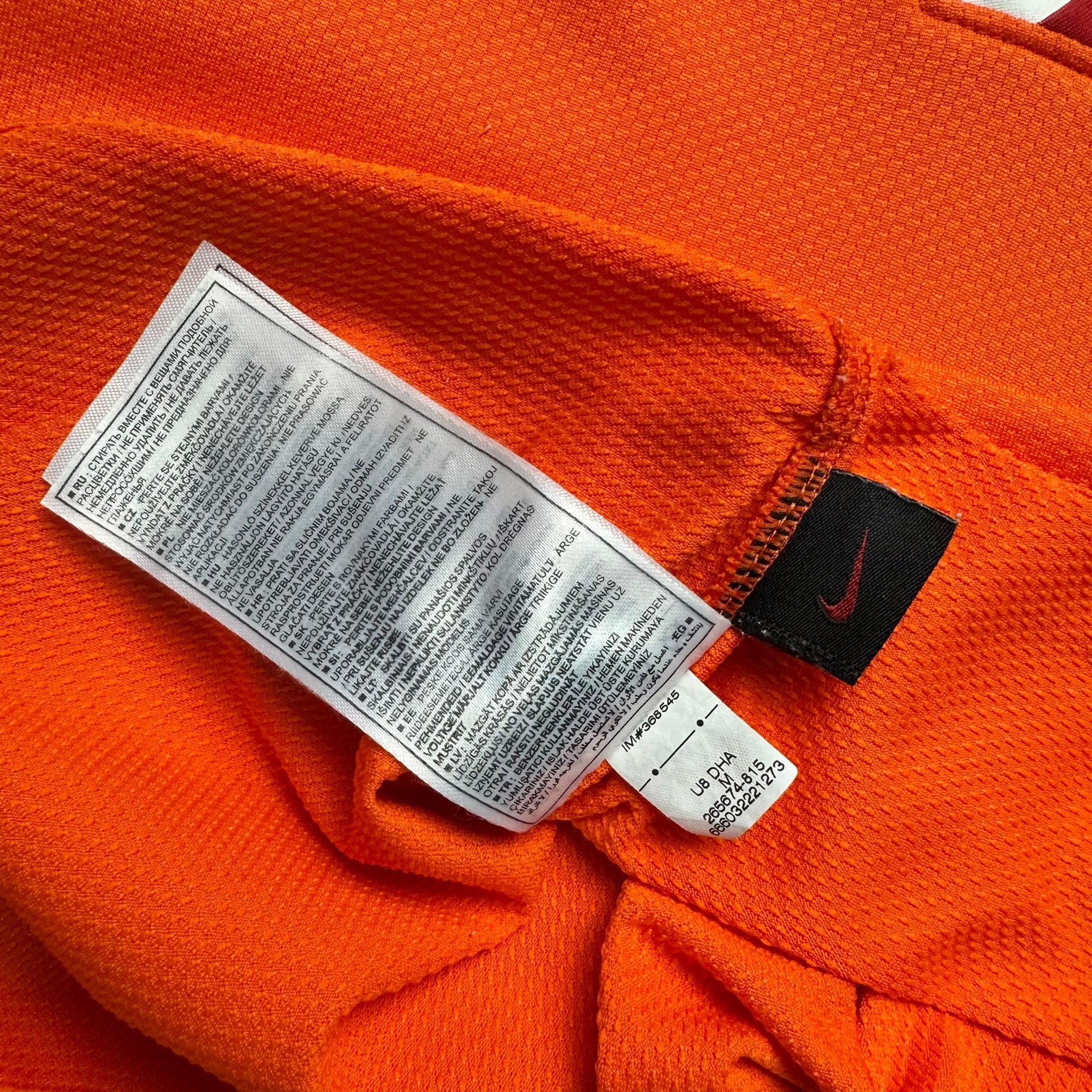 Netherlands 2008 Home Shirt (L) Robben 11 - Kitplug