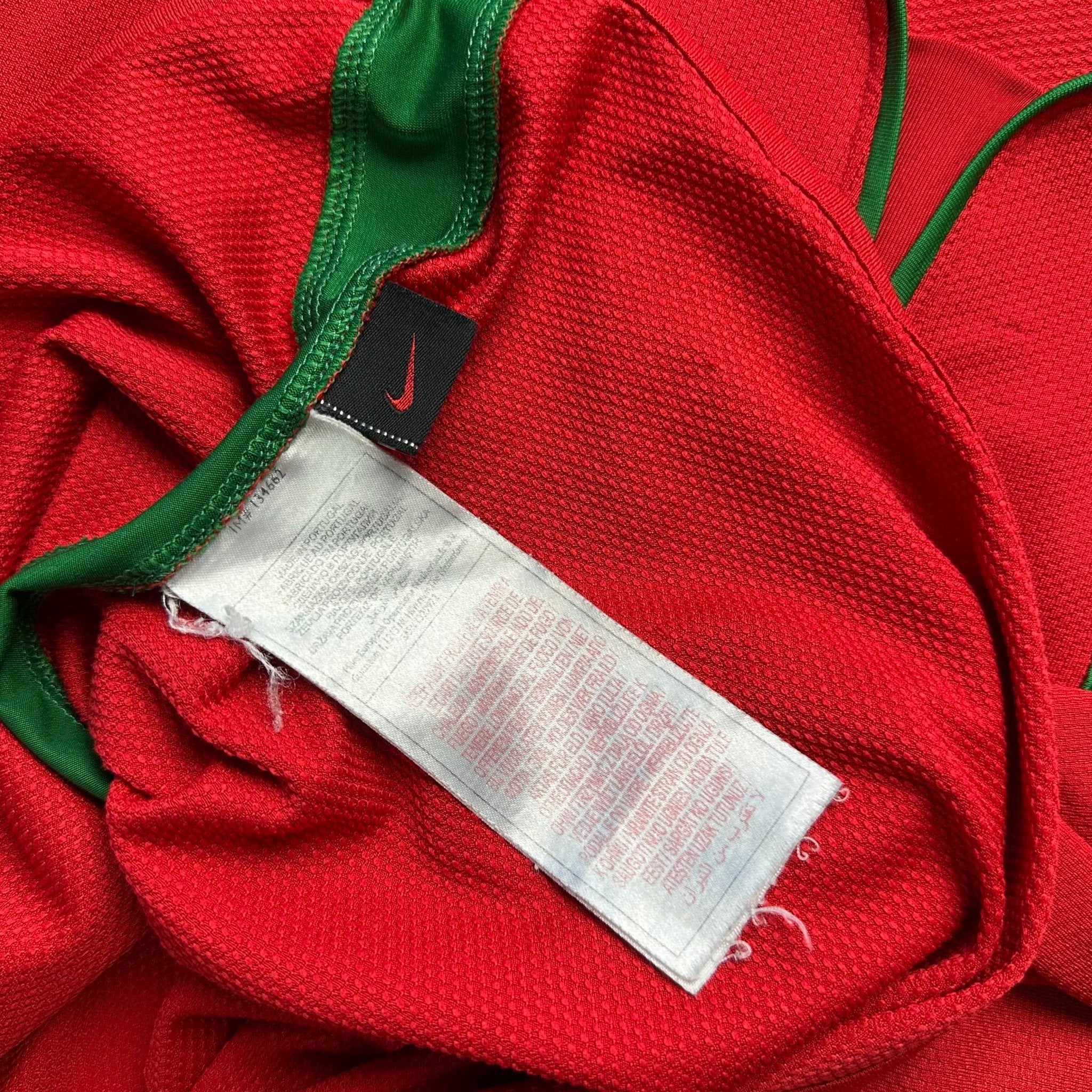 Portugal 2008 Home Shirt (L) Ronaldo 7 - Kitplug