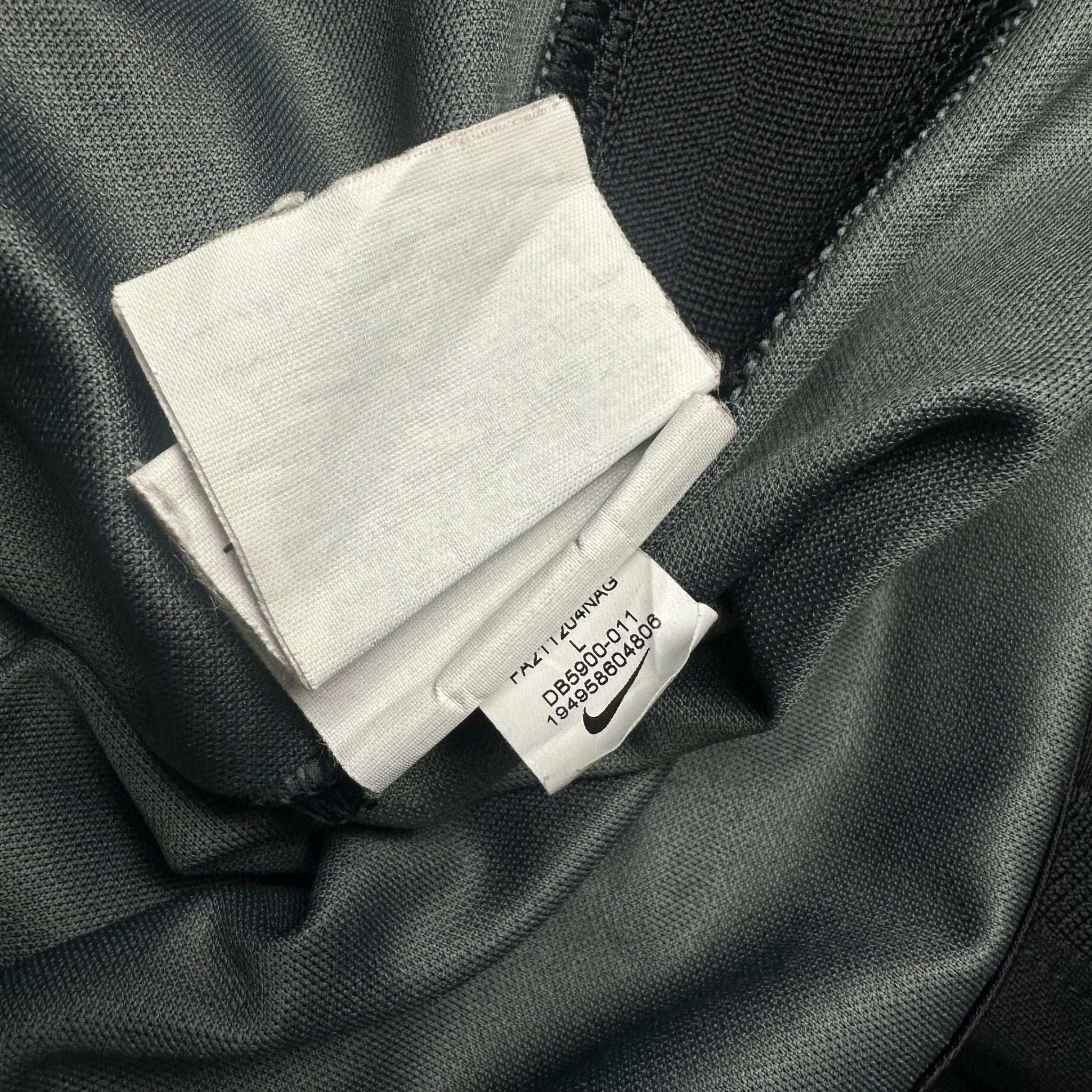 PSG 2021 - 22 Third Shirt (L) Messi 10 - Kitplug