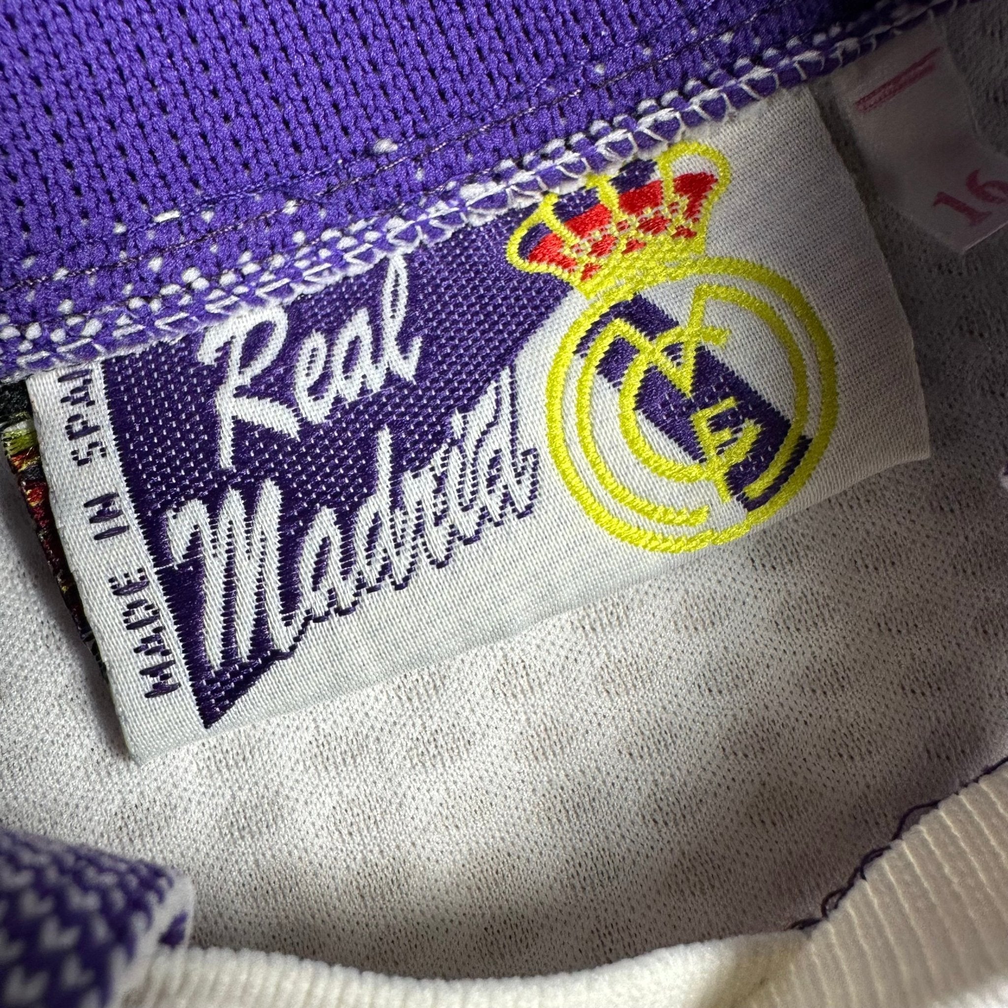 Real Madrid 1997-98 Home Shirt (XS) R.Carlos #3 - Kitplug