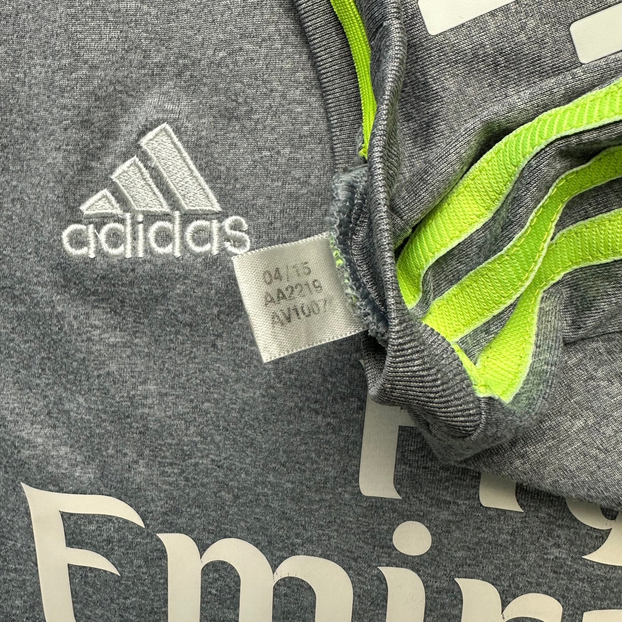 Real Madrid 2015 - 16 Away Shirt (M) James 10 - Kitplug