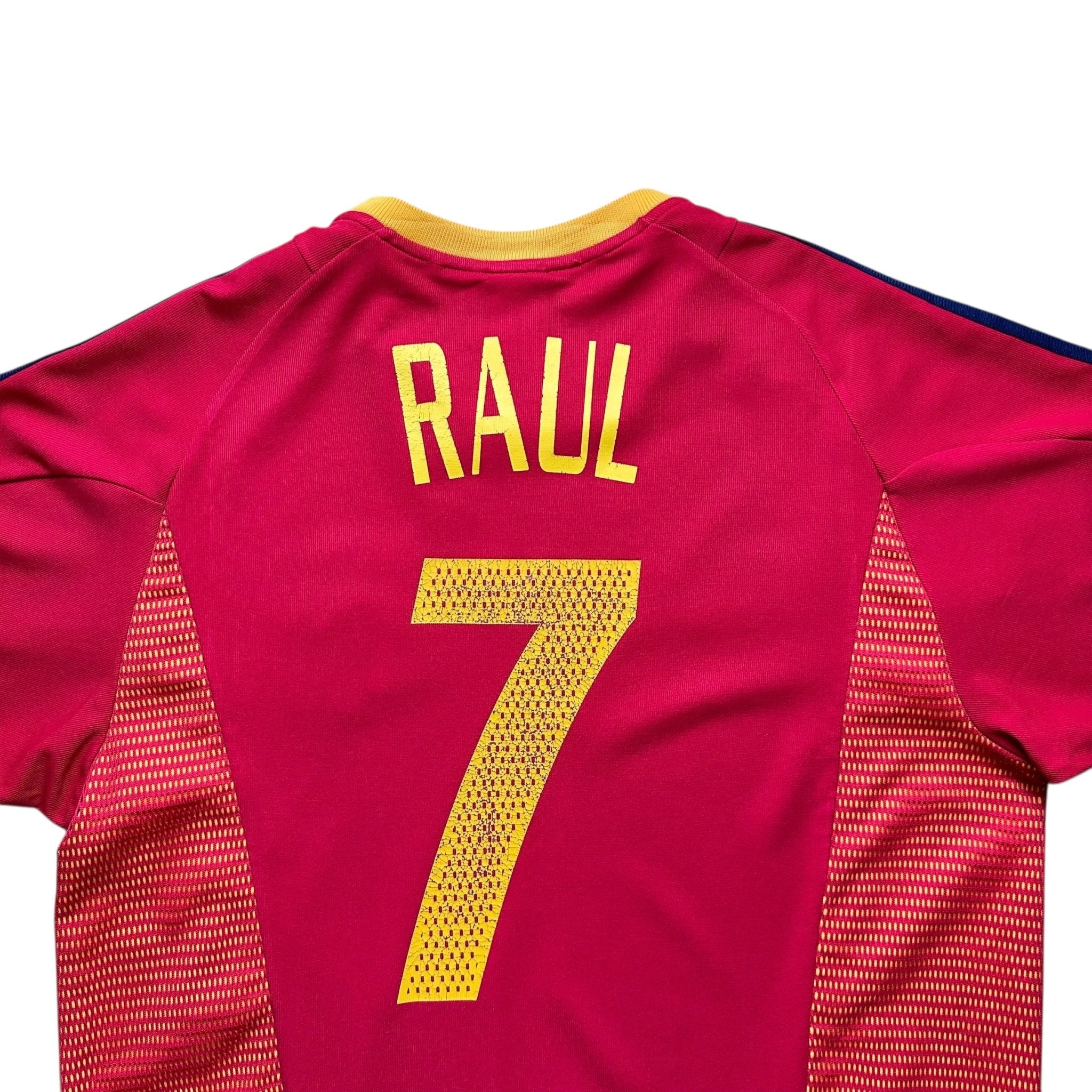 Spain 2002 Home Shirt (M) Raul 7 - Kitplug