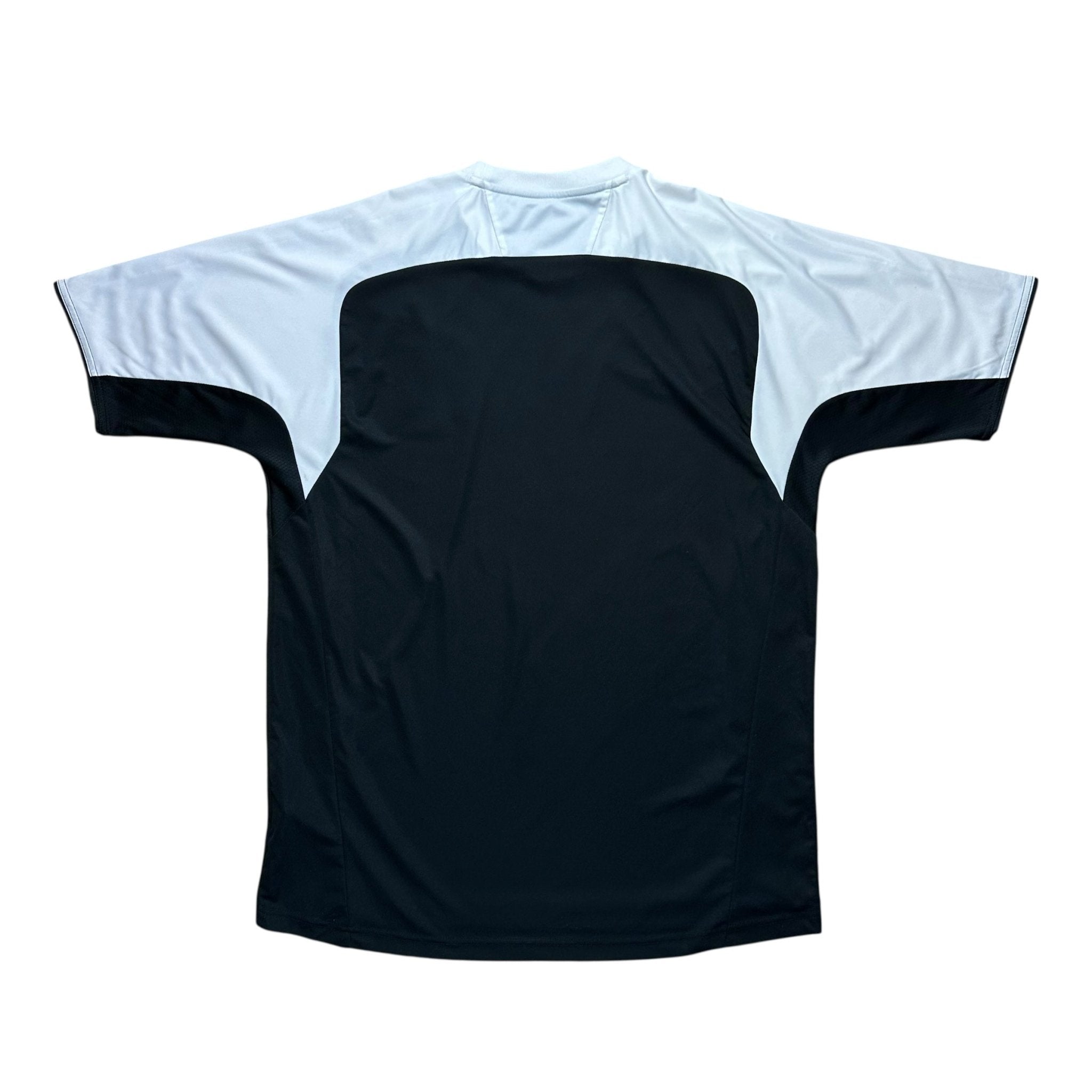 The FA Umbro Referee Shirt (L) - Kitplug