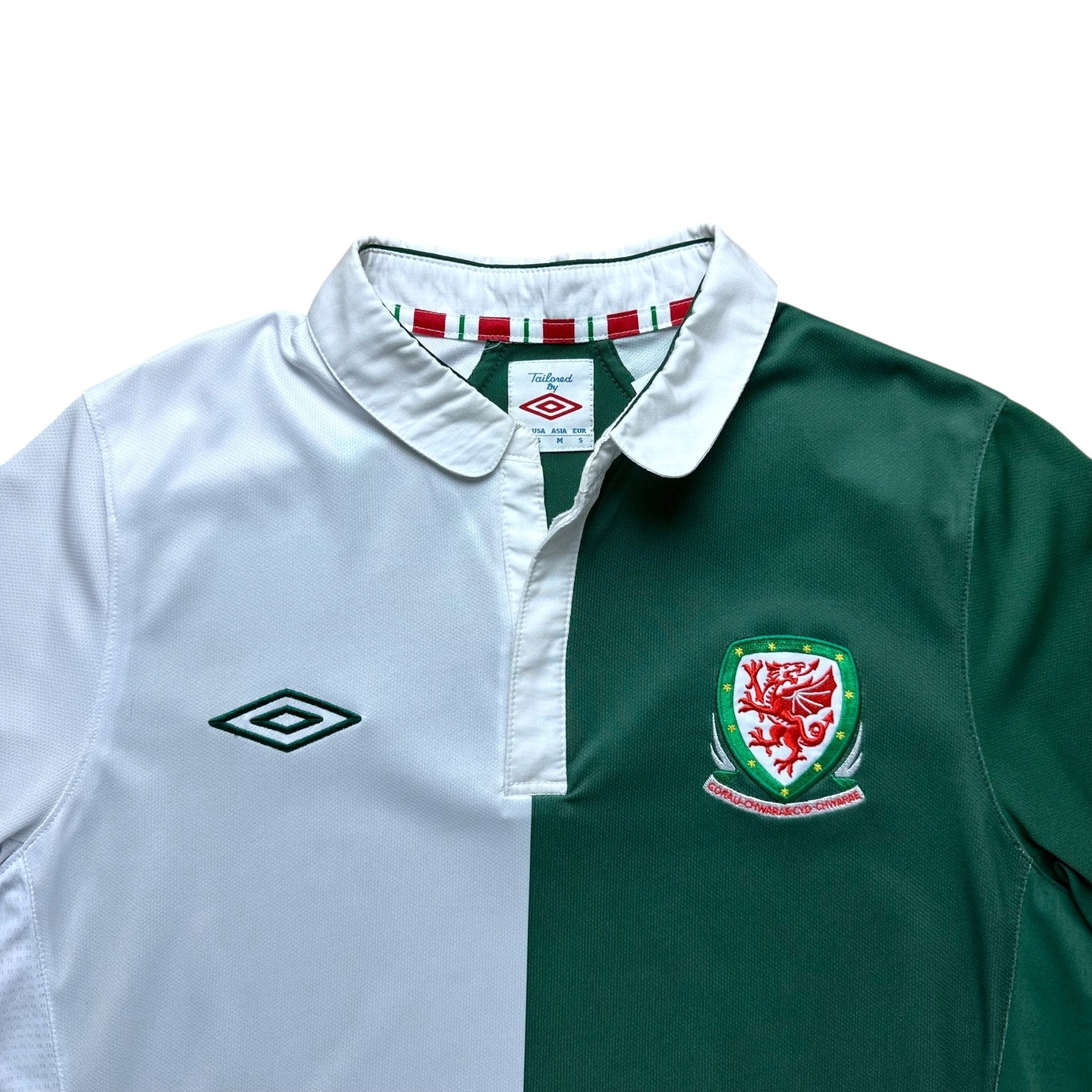 Wales 2012 Away Shirt (S) - Kitplug